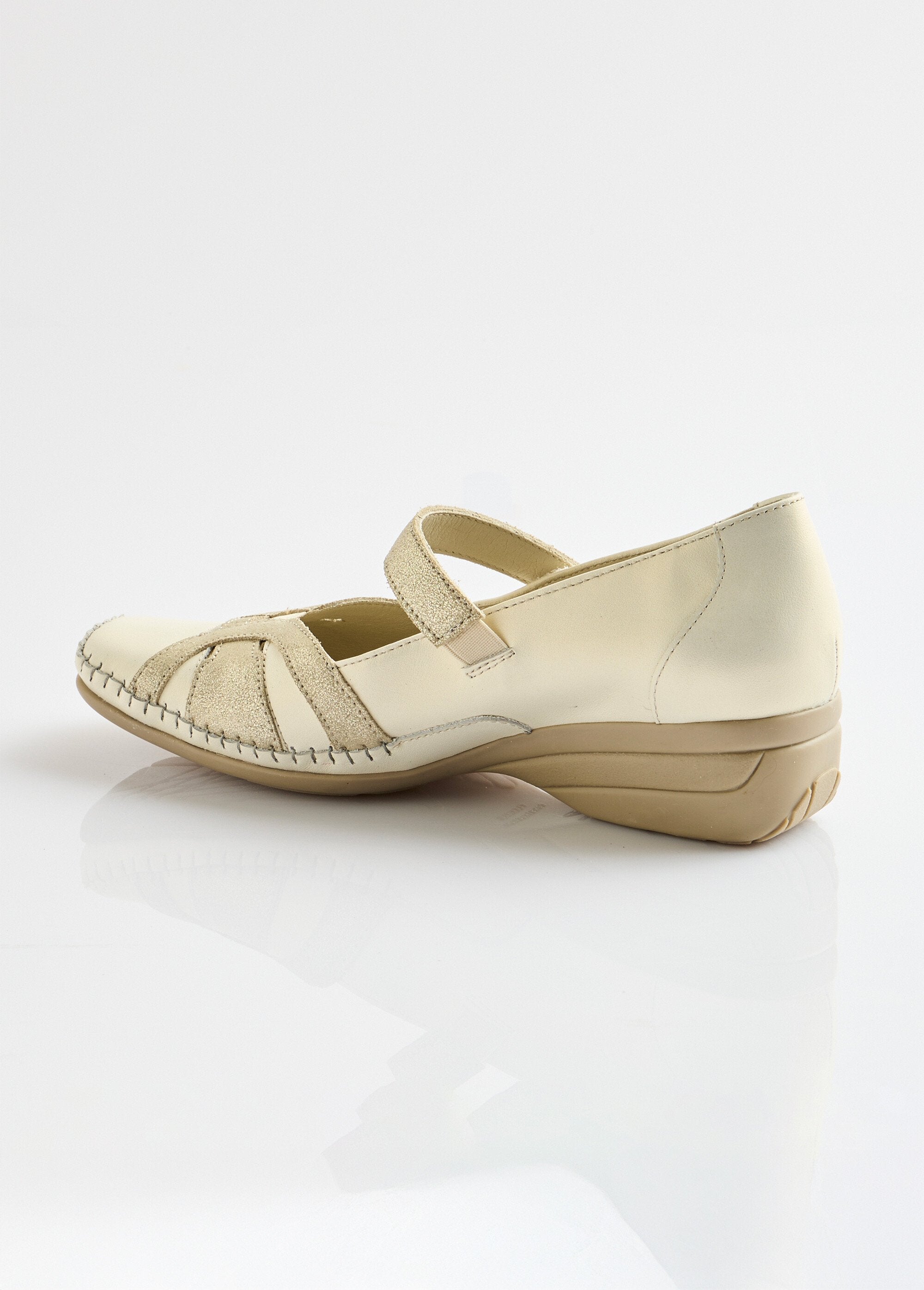 Bailarinas_confort_anchas_de_piel_con_tiras_de_velcro_beige_dorado_DO1_slim