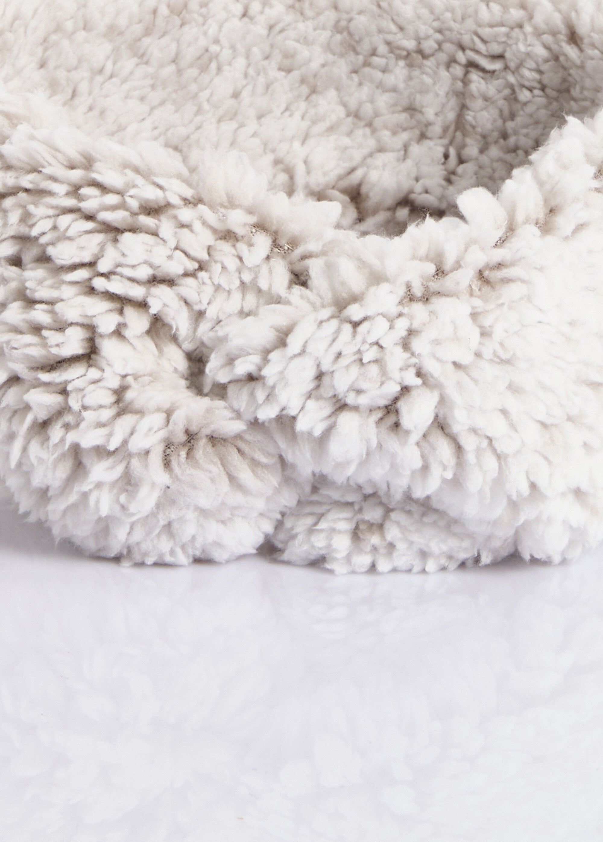 Diadema_cálida_de_polar_estilo_sherpa_Crudo_DE1_slim