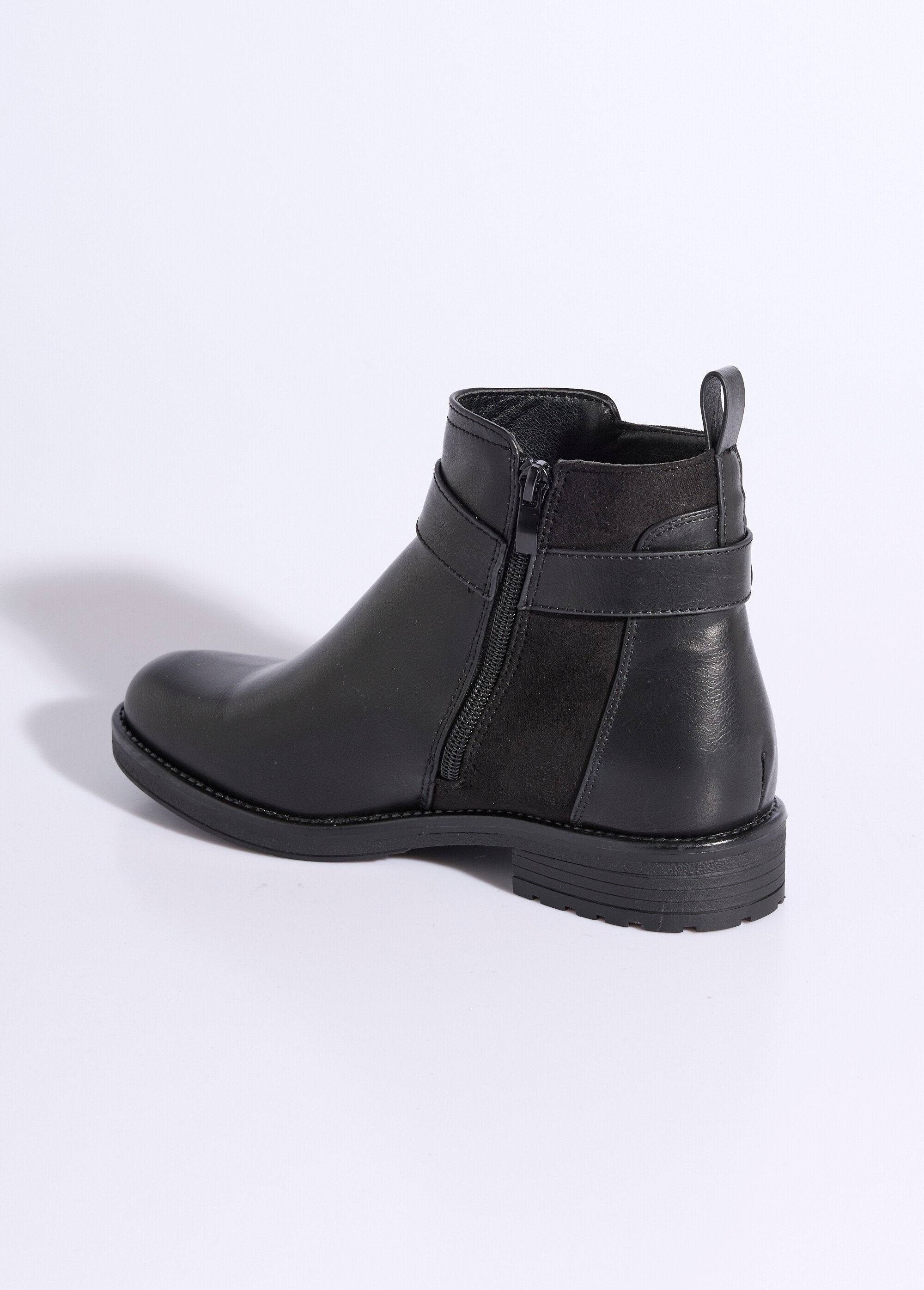 Botas_bimateriales_con_tira_en_el_tobillo_Negro_DO1_slim