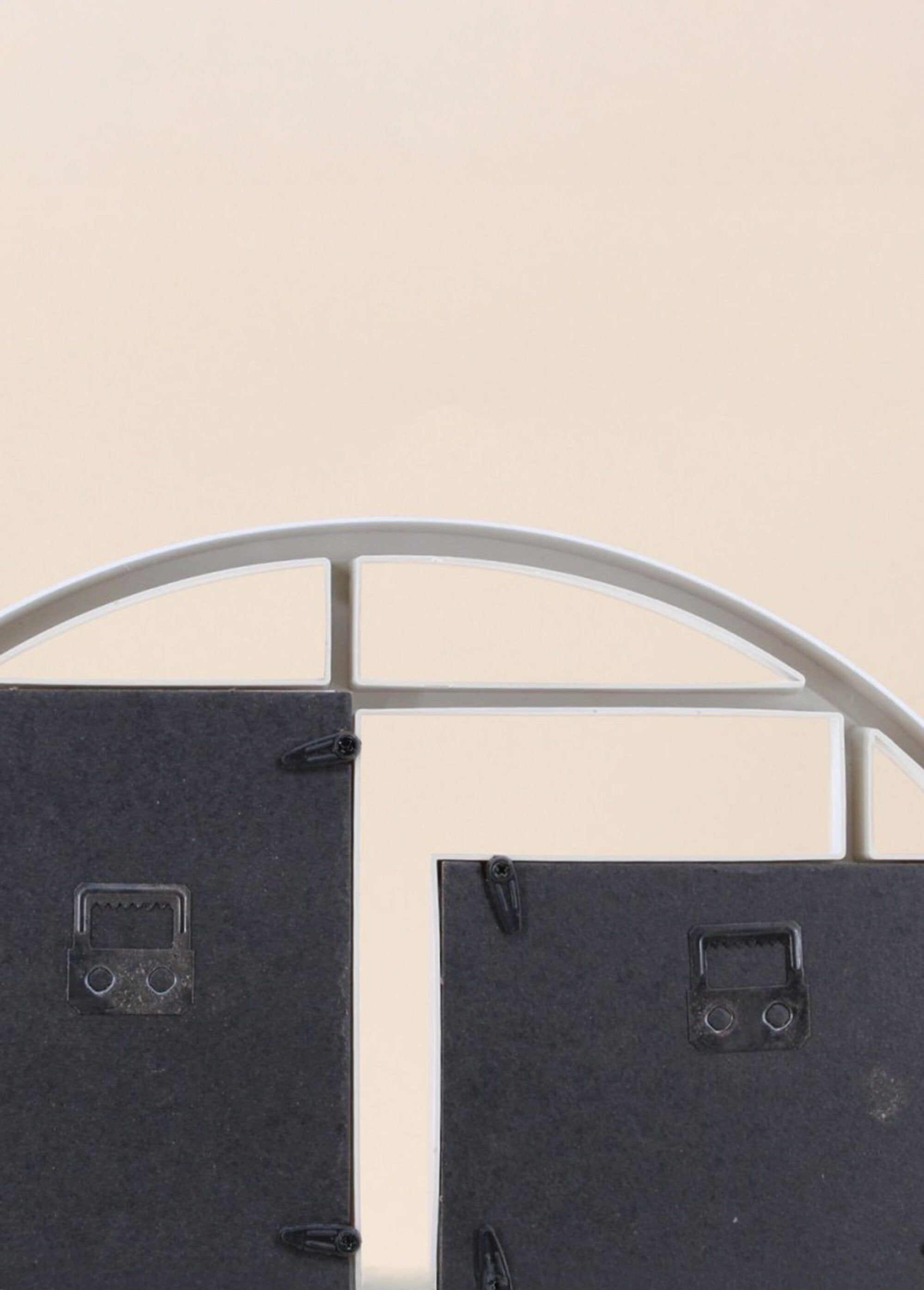 Marco_de_fotos_redondo_de_4_vistas_Blanco,_Blanca_DE2_slim