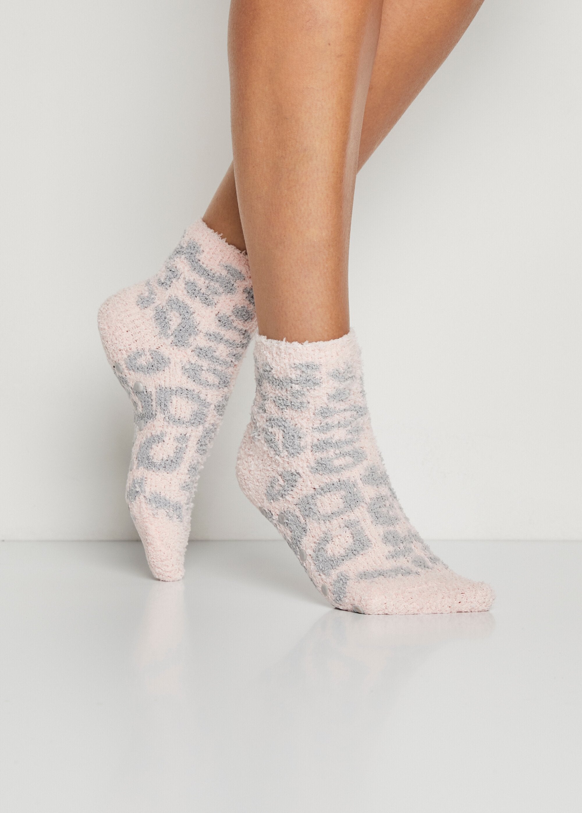 Calcetines_suaves_antideslizantes_Lote_surtido_de_grises_2_FA1_slim