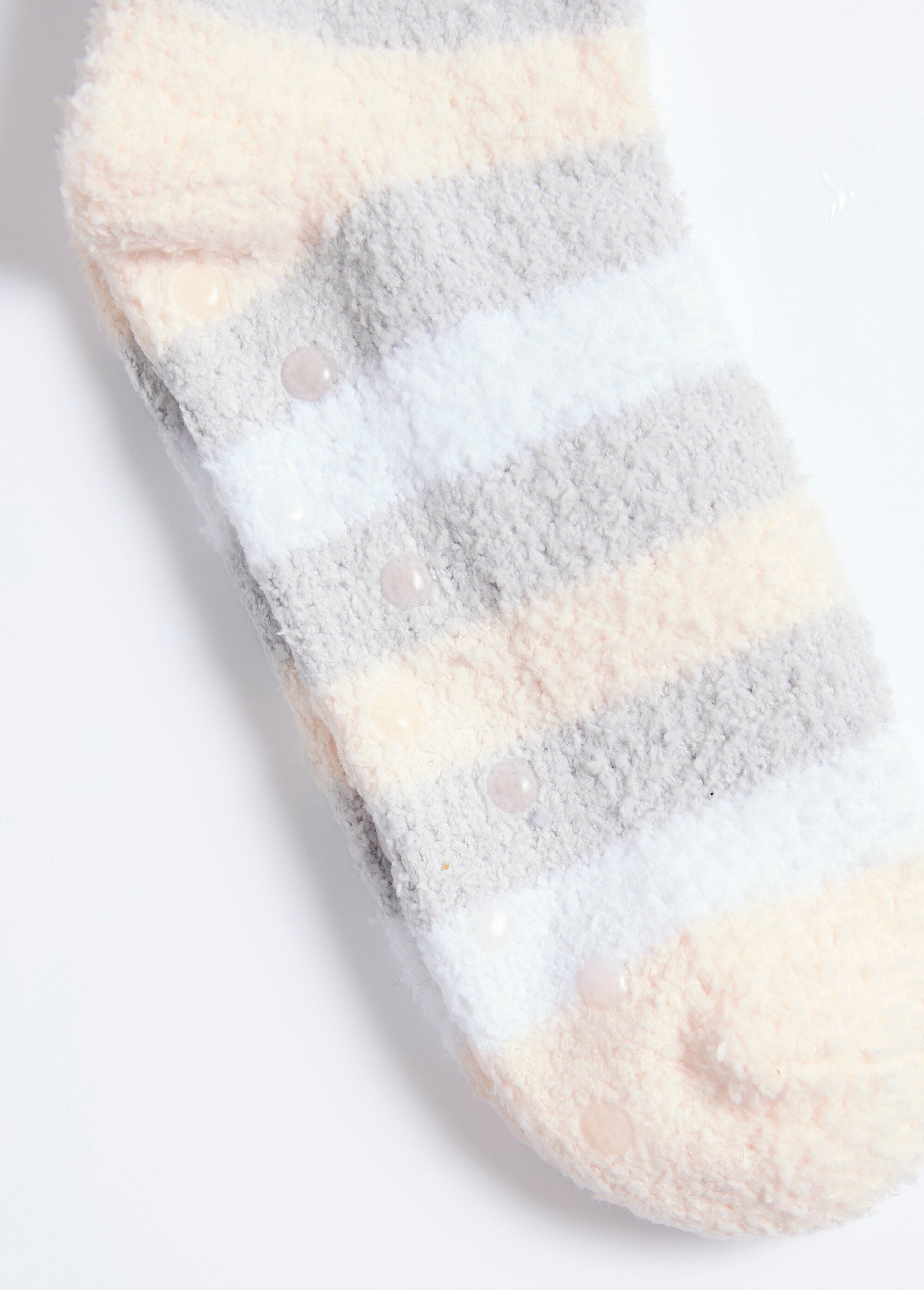 Calcetines_cálidos_con_suelas_con_tachuelas_Rosa_DE2_slim