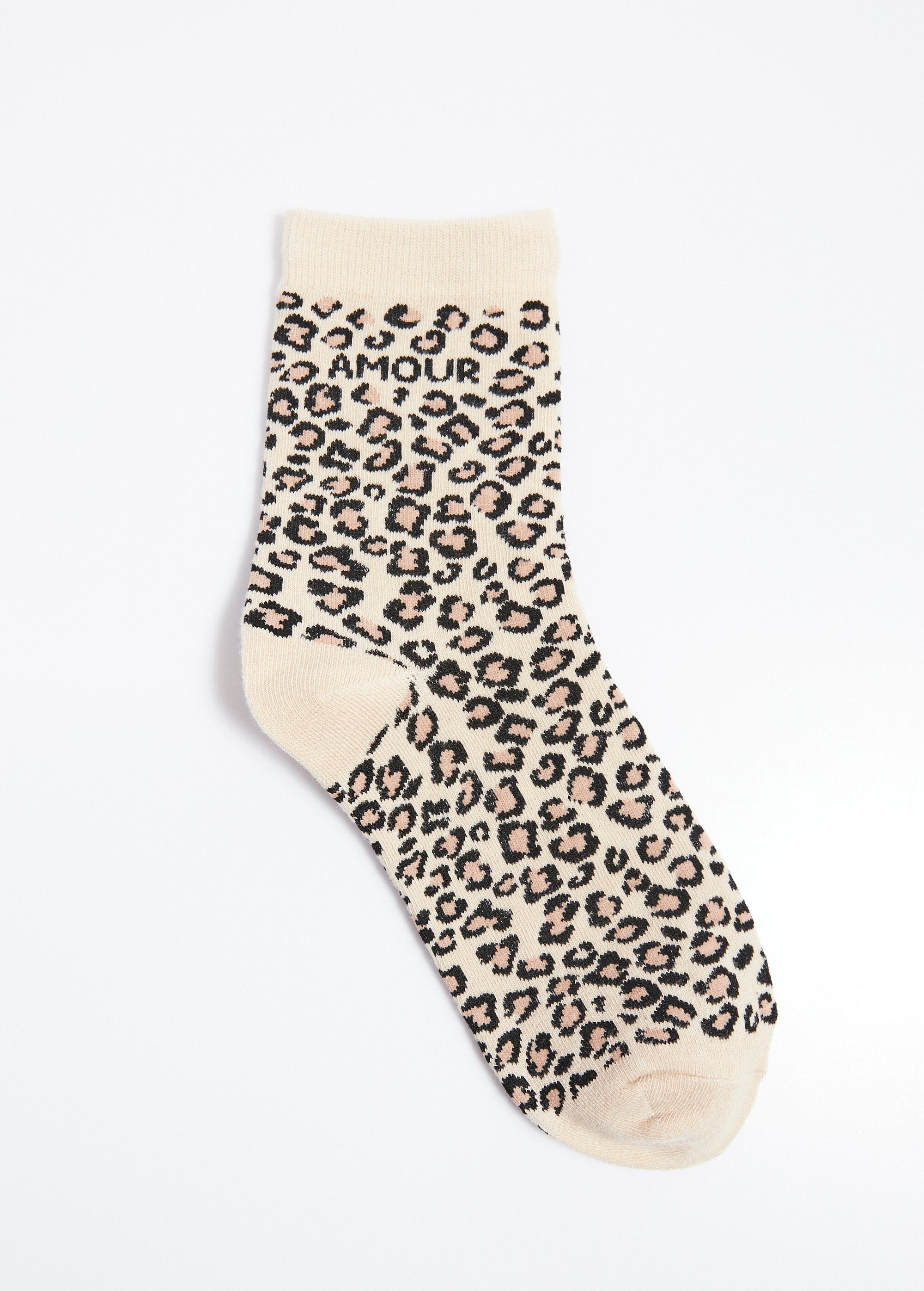 Calcetines_con_estampado_de_leopardo_y_mensaje_de_AMOR_Leopardo_DE1_slim