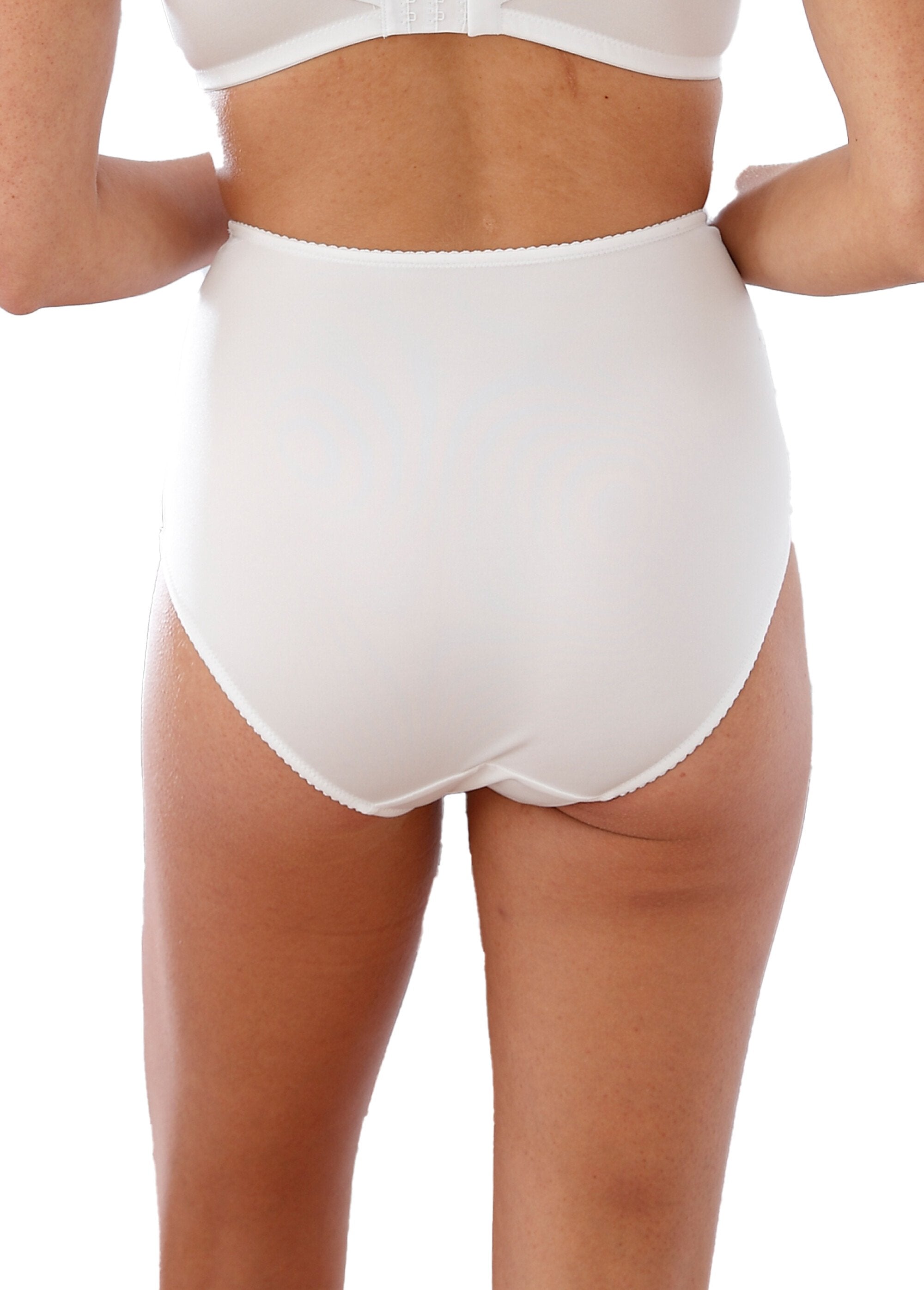 Braga_de_talle_alto_de_tul_bordado_Blanco,_Blanca_DO1_slim