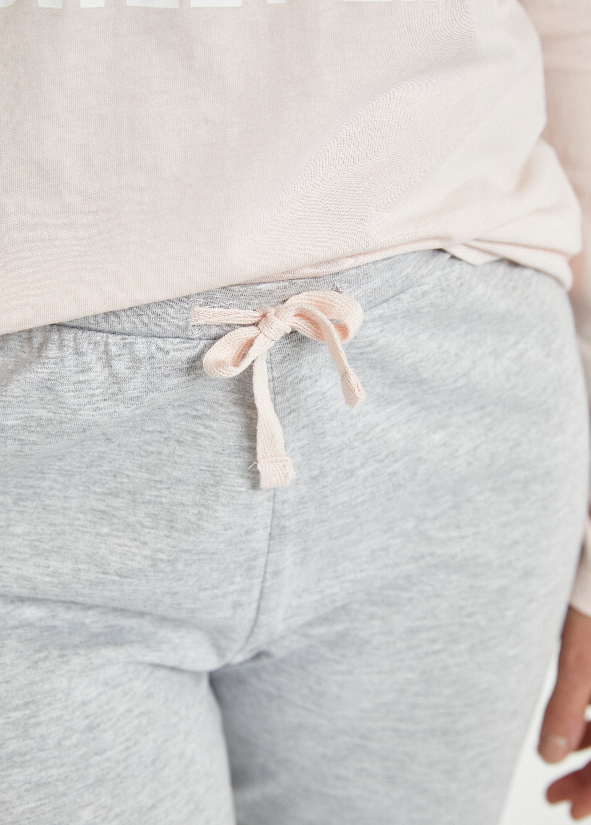 Pijama_de_malla_de_manga_larga_Gris_DE2_slim