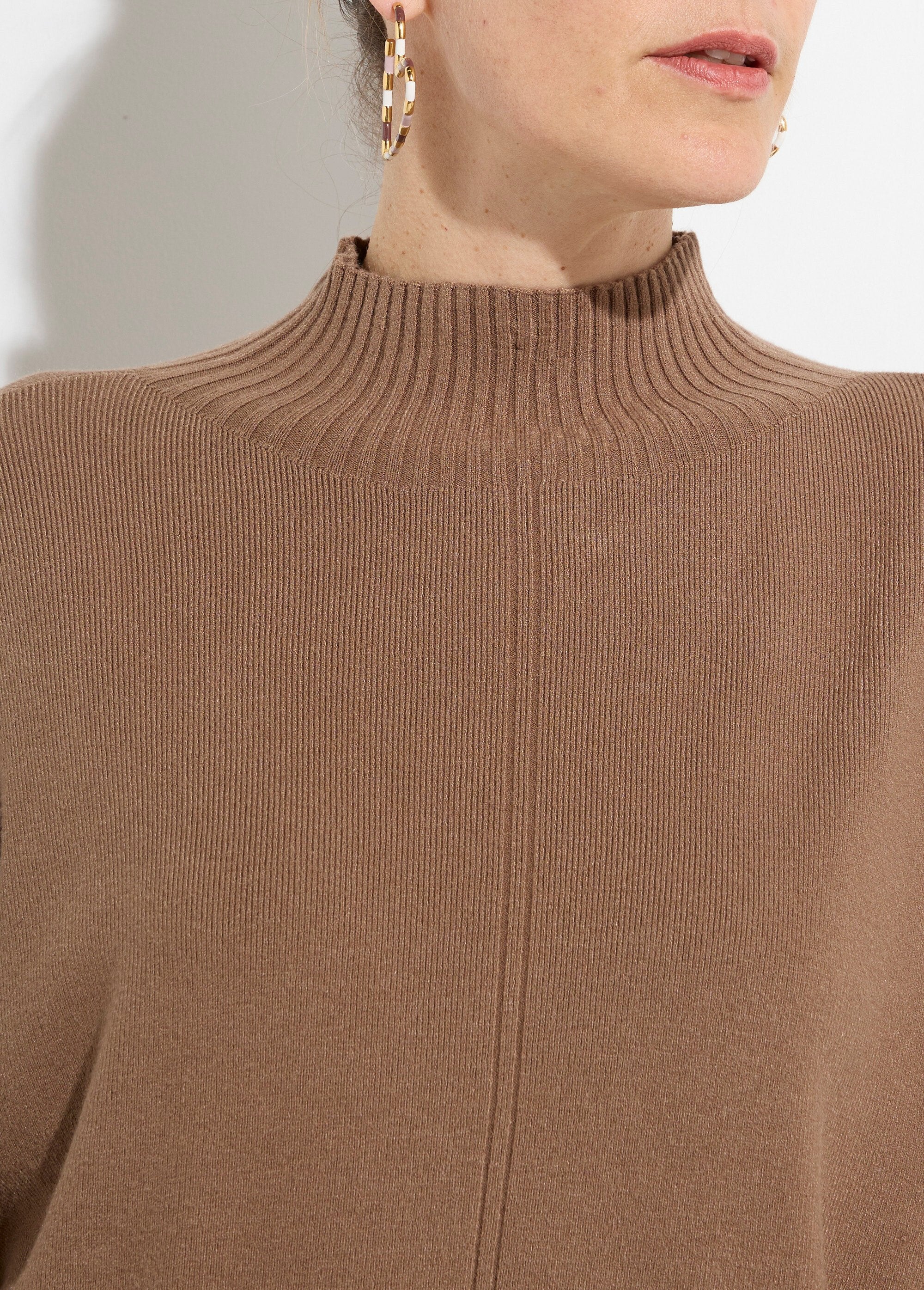 Conjunto_de_túnica_y_pantalón_de_punto_camello_DE1_slim