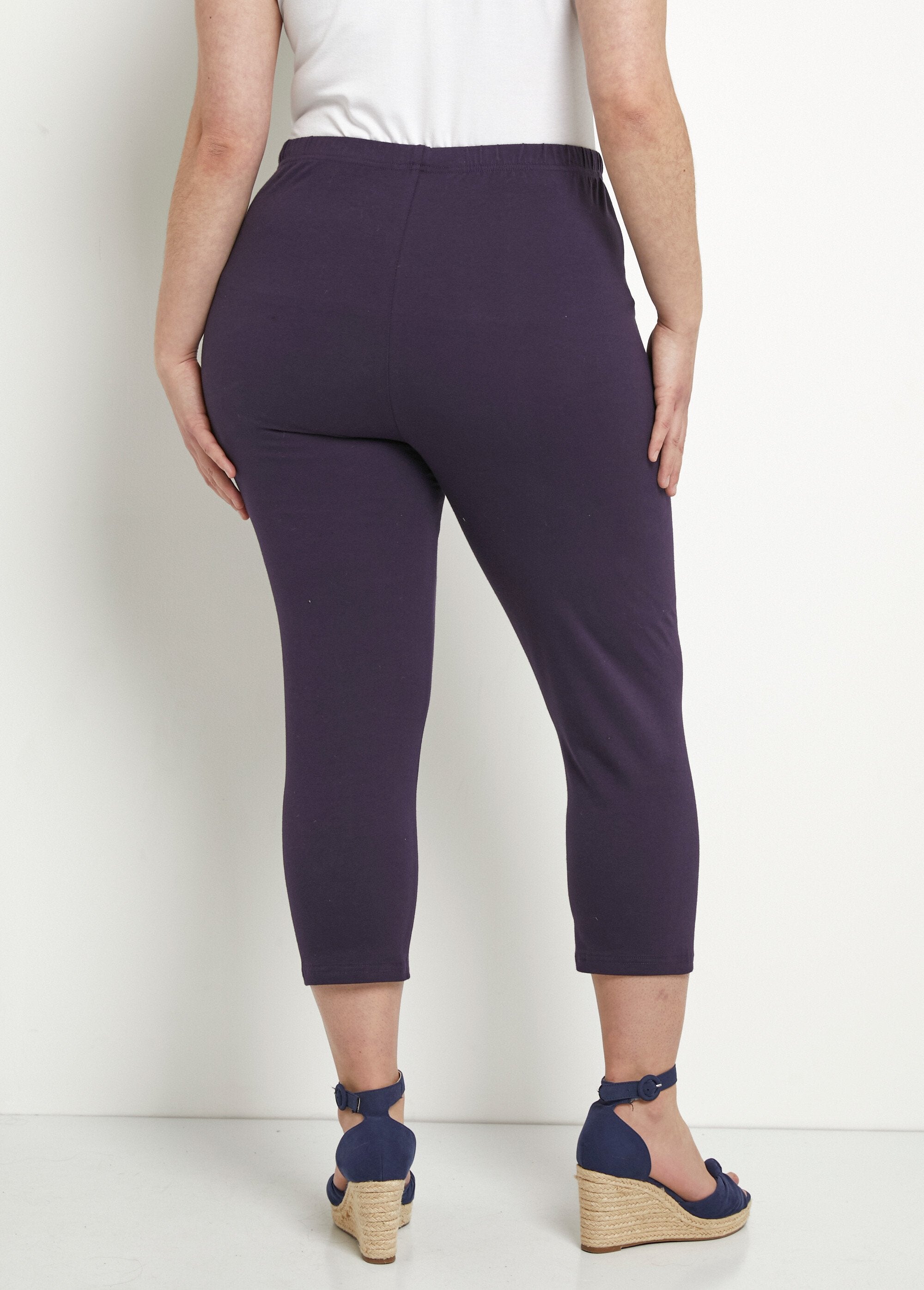 Leggings_cortos_con_cinturilla_elástica_en_algodón_ciruela_simple_DO1_curvy