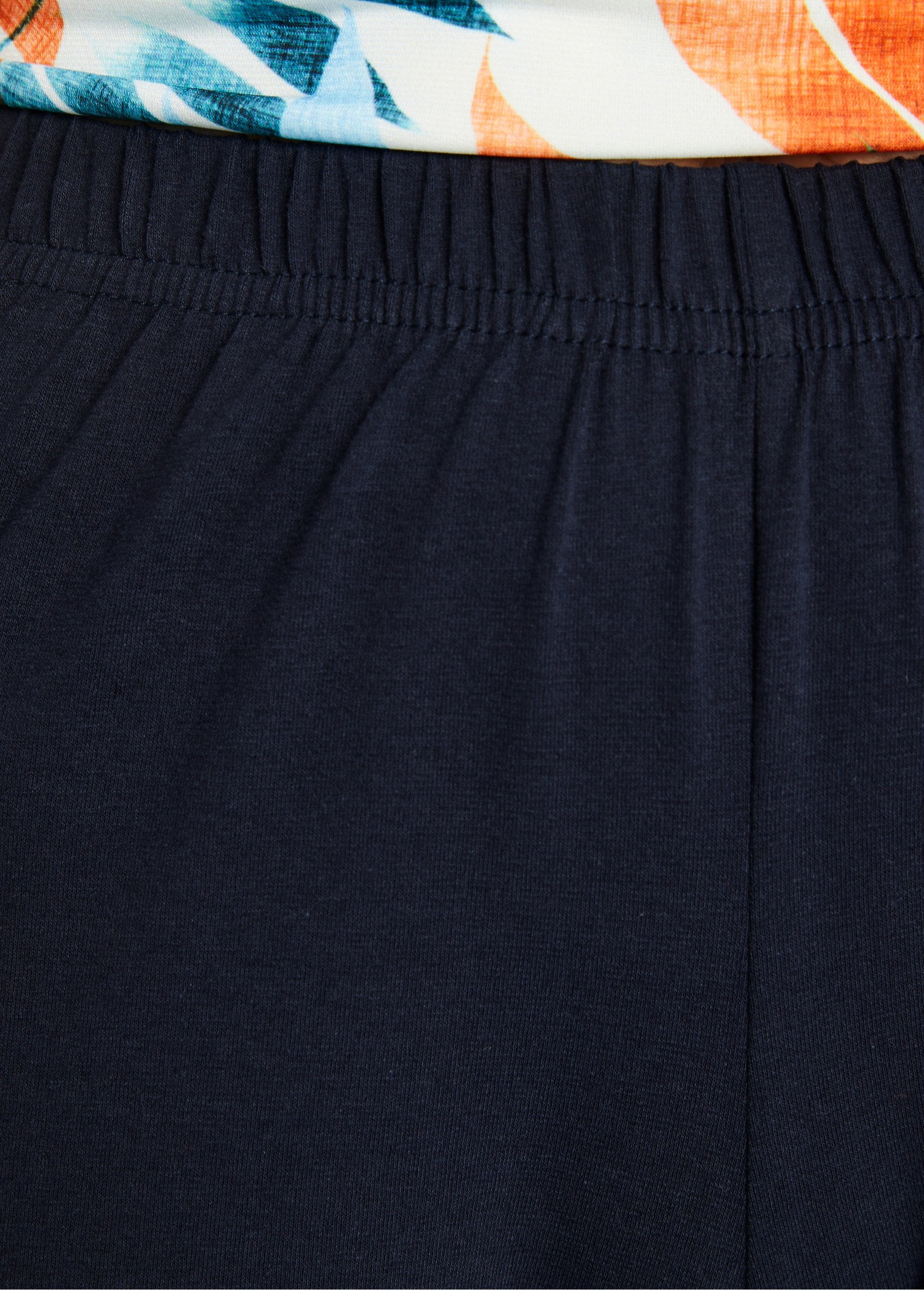 Legging_liso_corto_con_cinturilla_elástica_Marina_DE2_slim