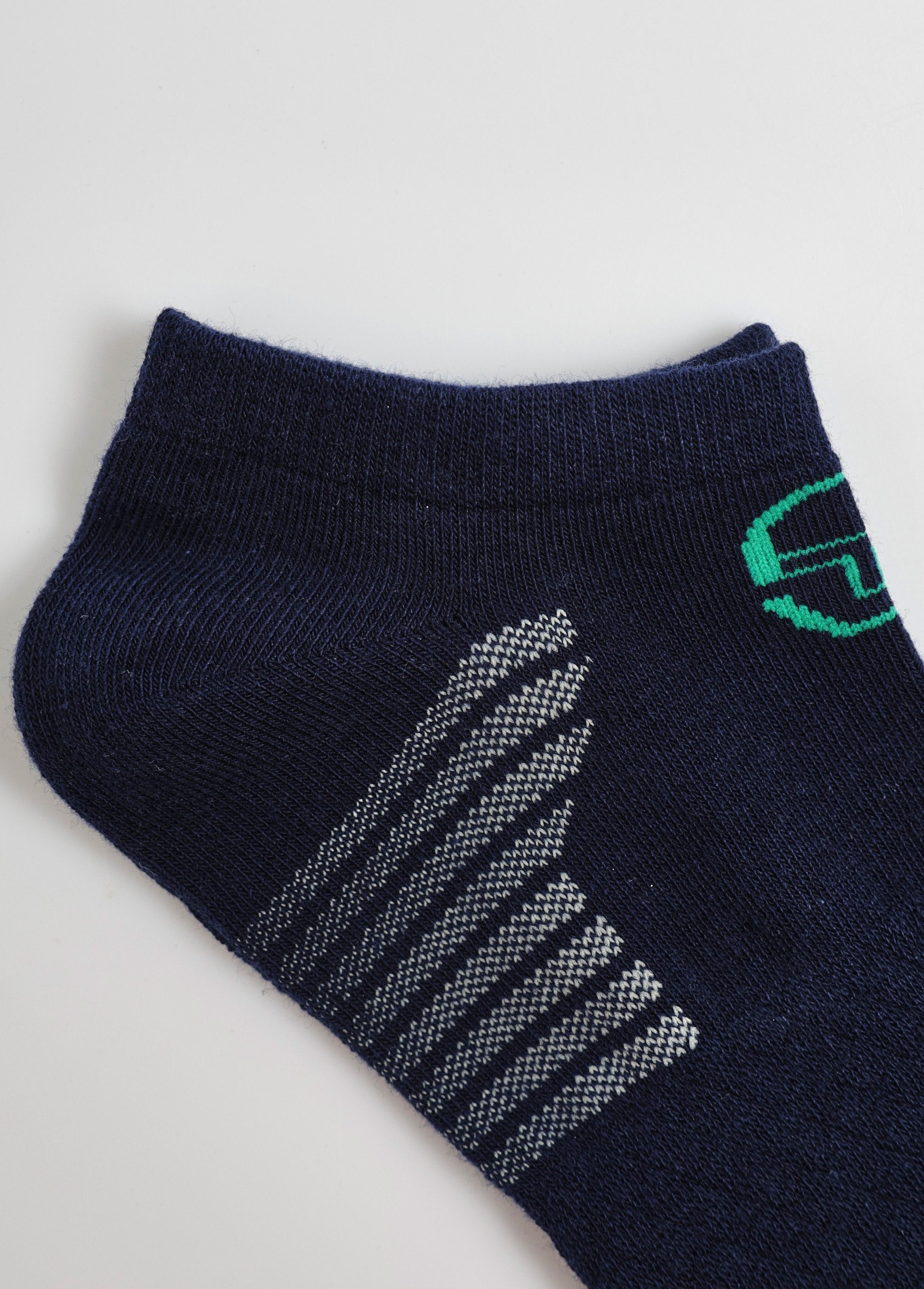 Pack_de_3_calcetines_pequeños_estampados_Azul_surtido_DE2_slim