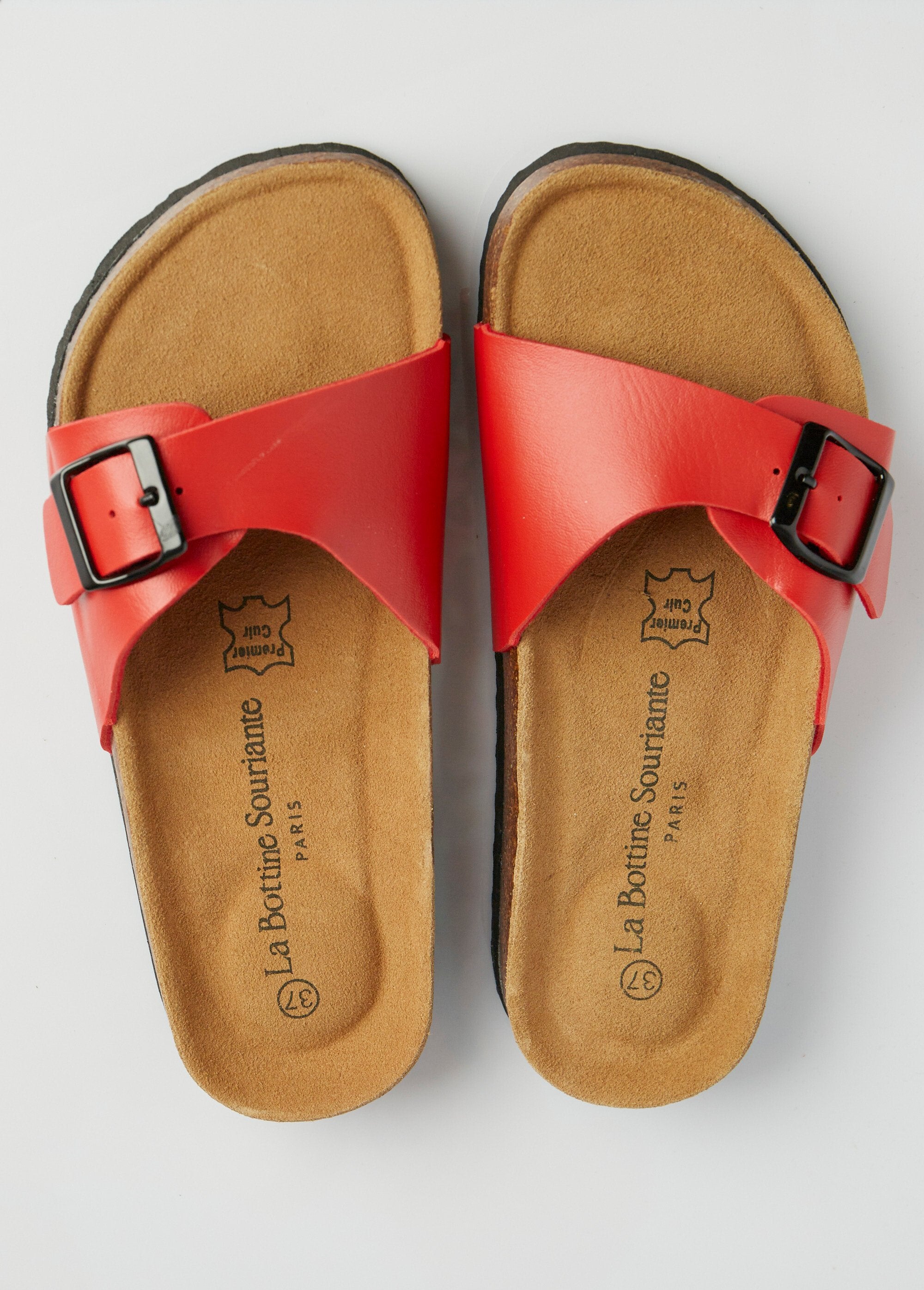 Mules_avec_boucle_et_semelle_anatomique_Rouge_OV1_slim