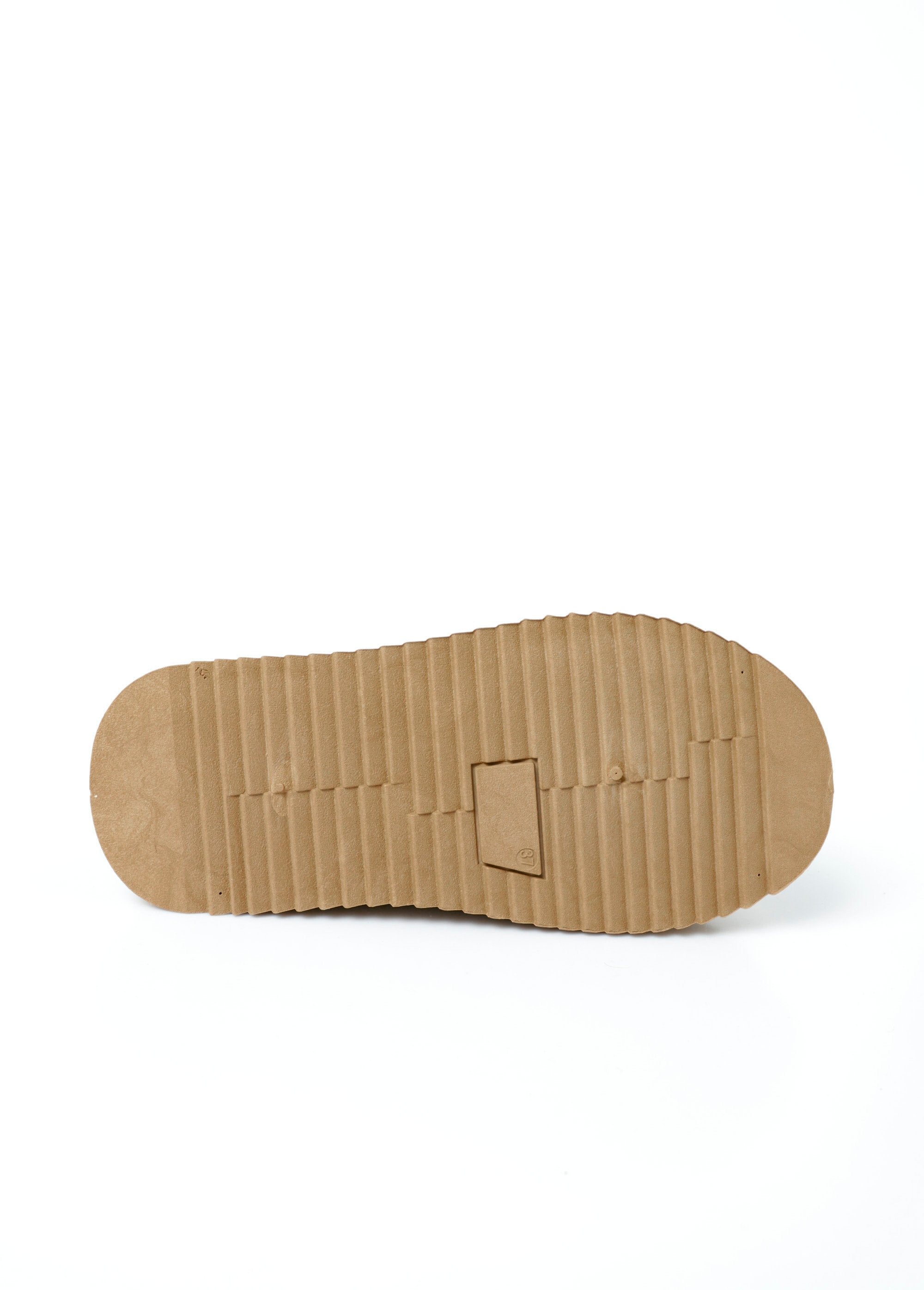 Mules_efecto_ante_con_cuña_y_forro_de_piel_Beige_UN1_slim