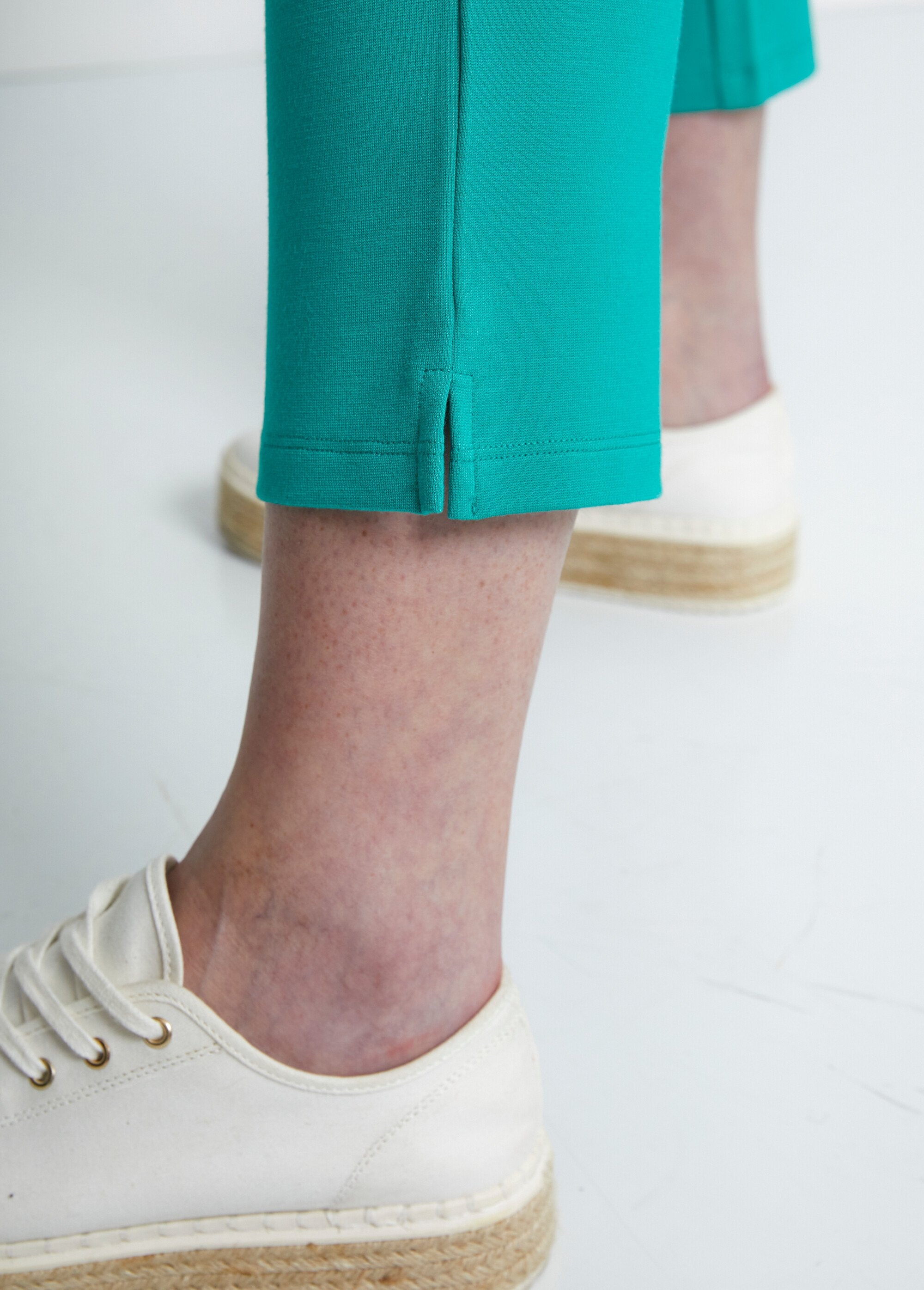 Pantalón_recto_7/8_de_malla_Milano_Verde_DE4_slim