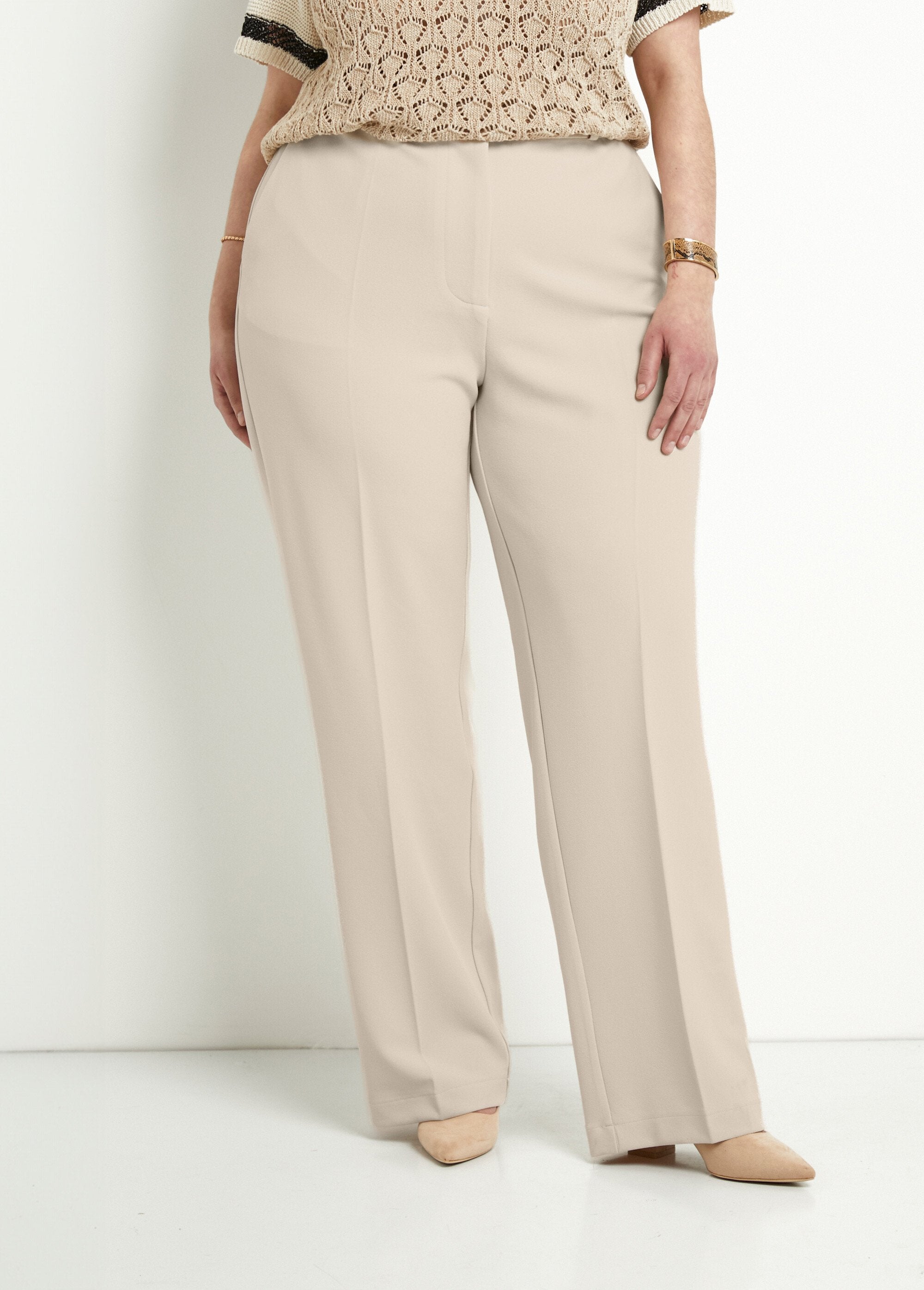 Pantalón_ancho_fluido_Beige_FA1_curvy