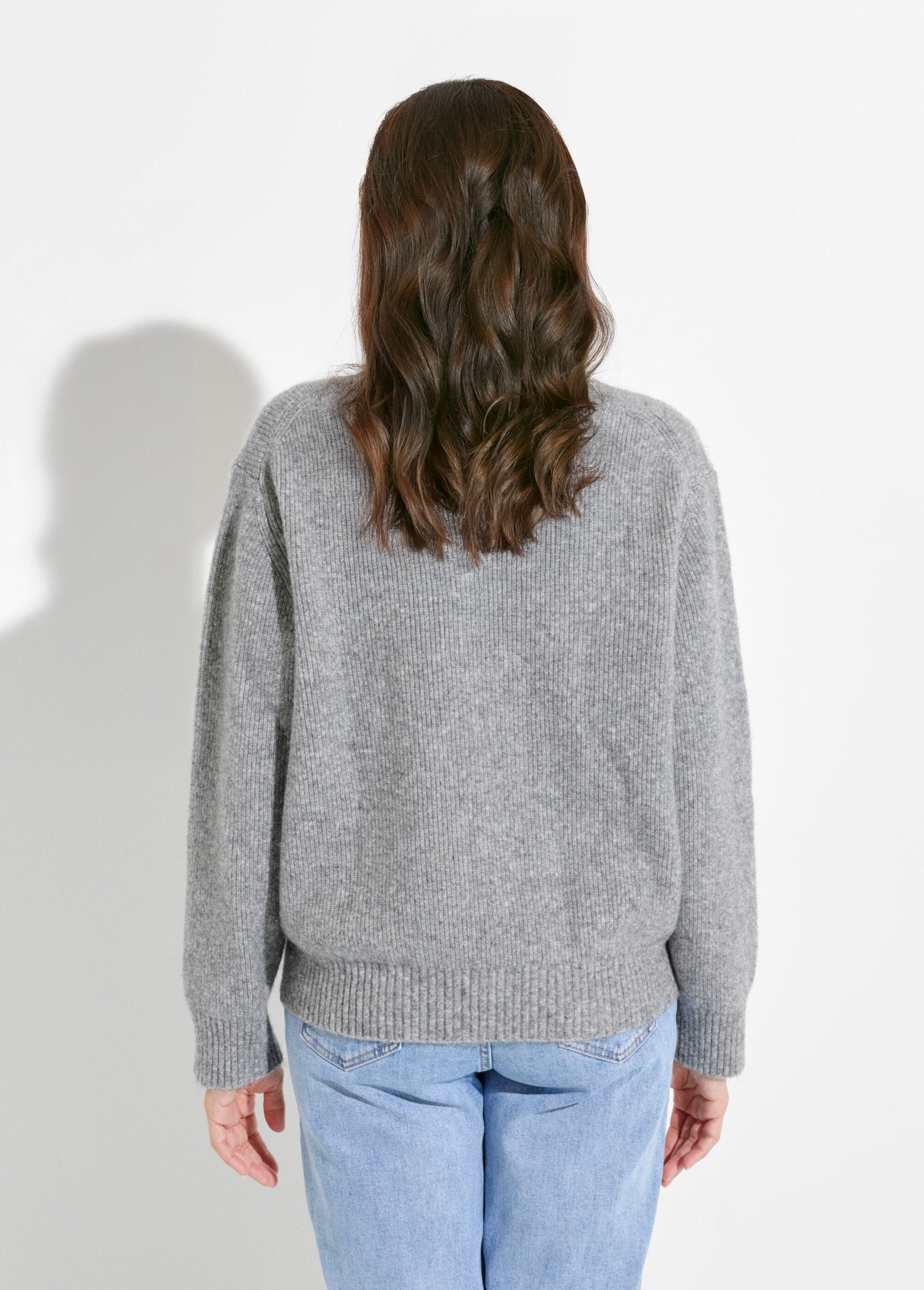 Suéter_cálido_de_canalé_con_lana_y_fibras_recicladas_Gris_jaspeado_DO1_slim