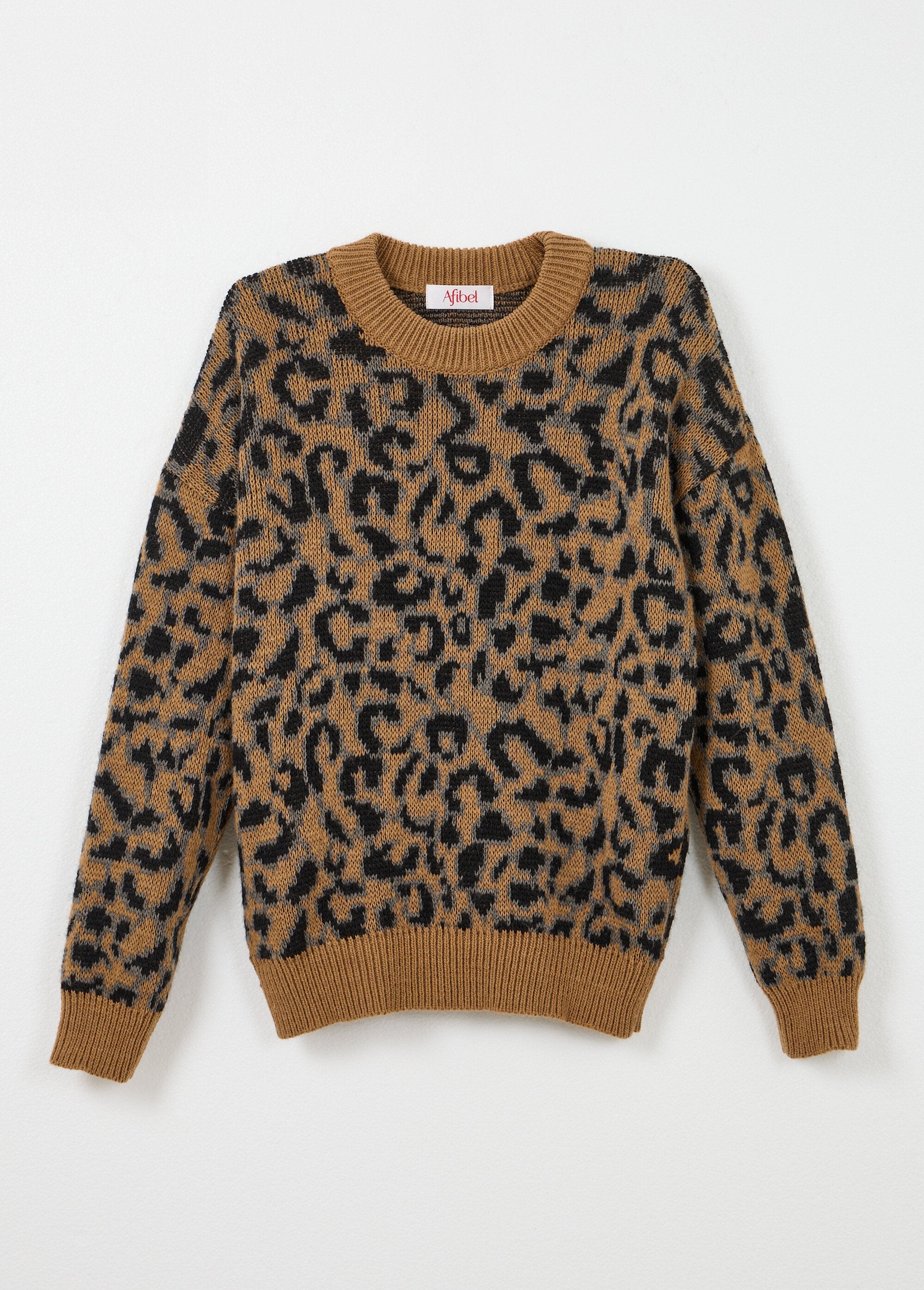 Suéter_con_estampado_de_leopardo,_cuello_alto_y_manga_larga._camello_y_negro_AP1_slim