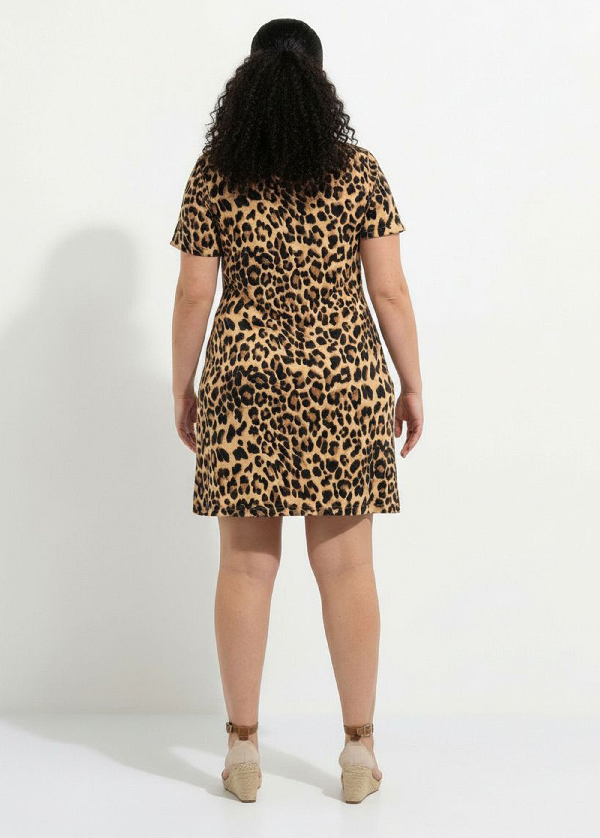 Vestido_corto_de_jersey_con_estampado_de_leopardo_Leopardo_DO1_curvy