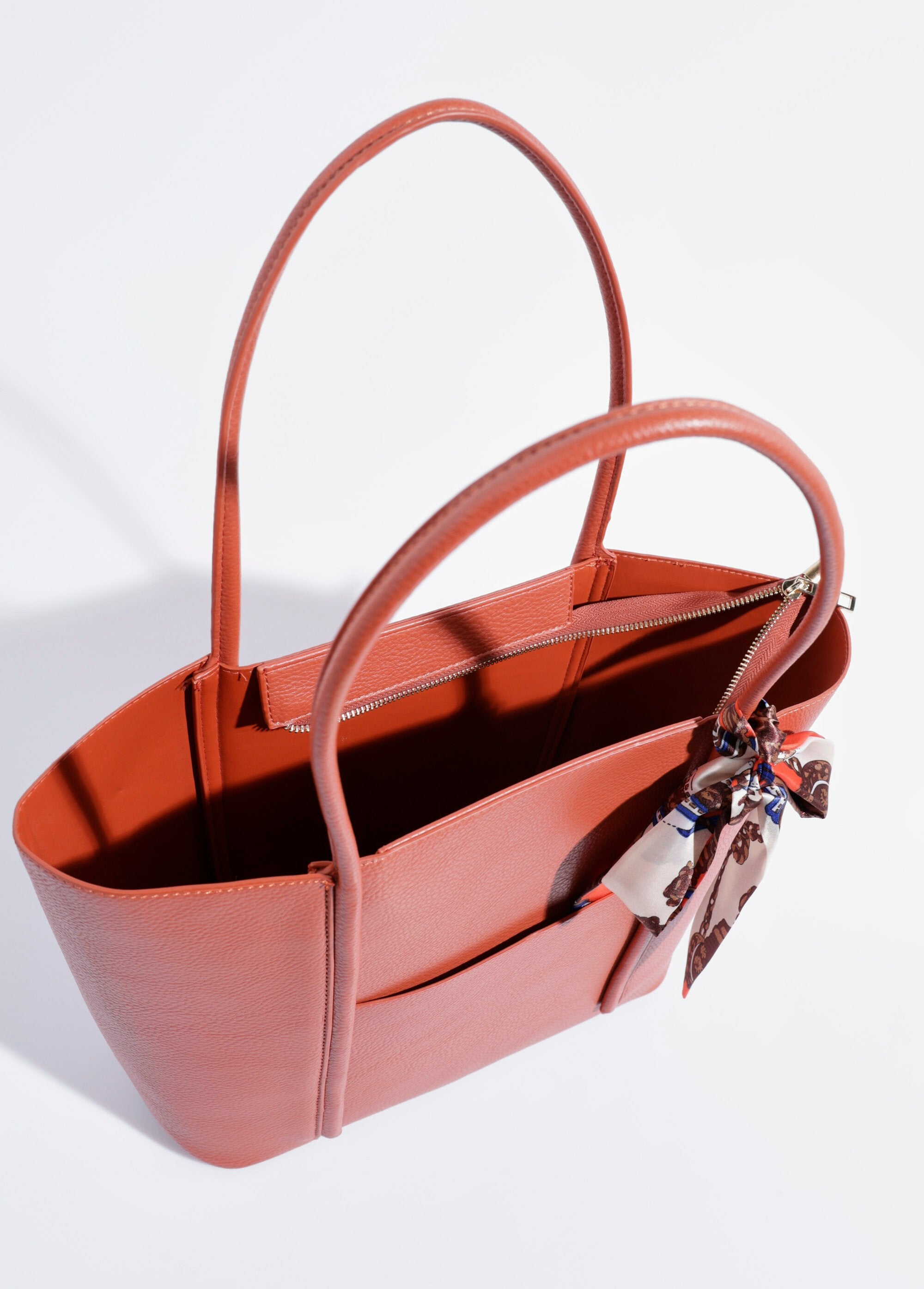 Bolsa_de_compras_con_asas_cortas_+_bufanda_Tomette_DE1_slim