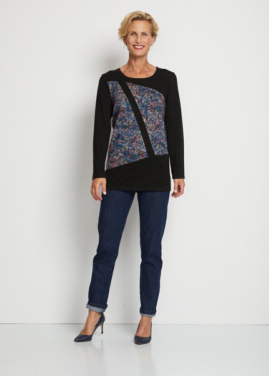 Camiseta_larga_estampado_gráfico_miel_y_pato_SF1_slim