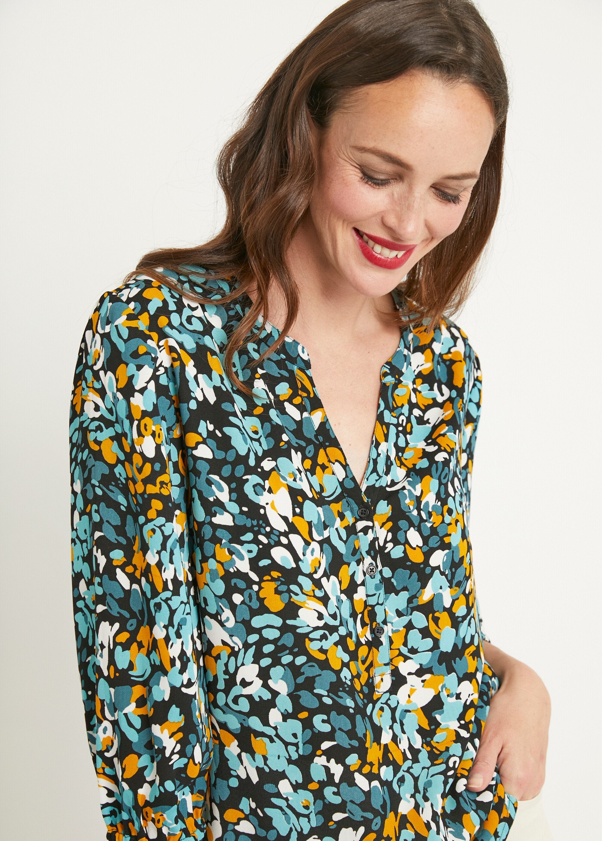 Túnica_larga_y_holgada_con_botones_Verde_DE2_slim