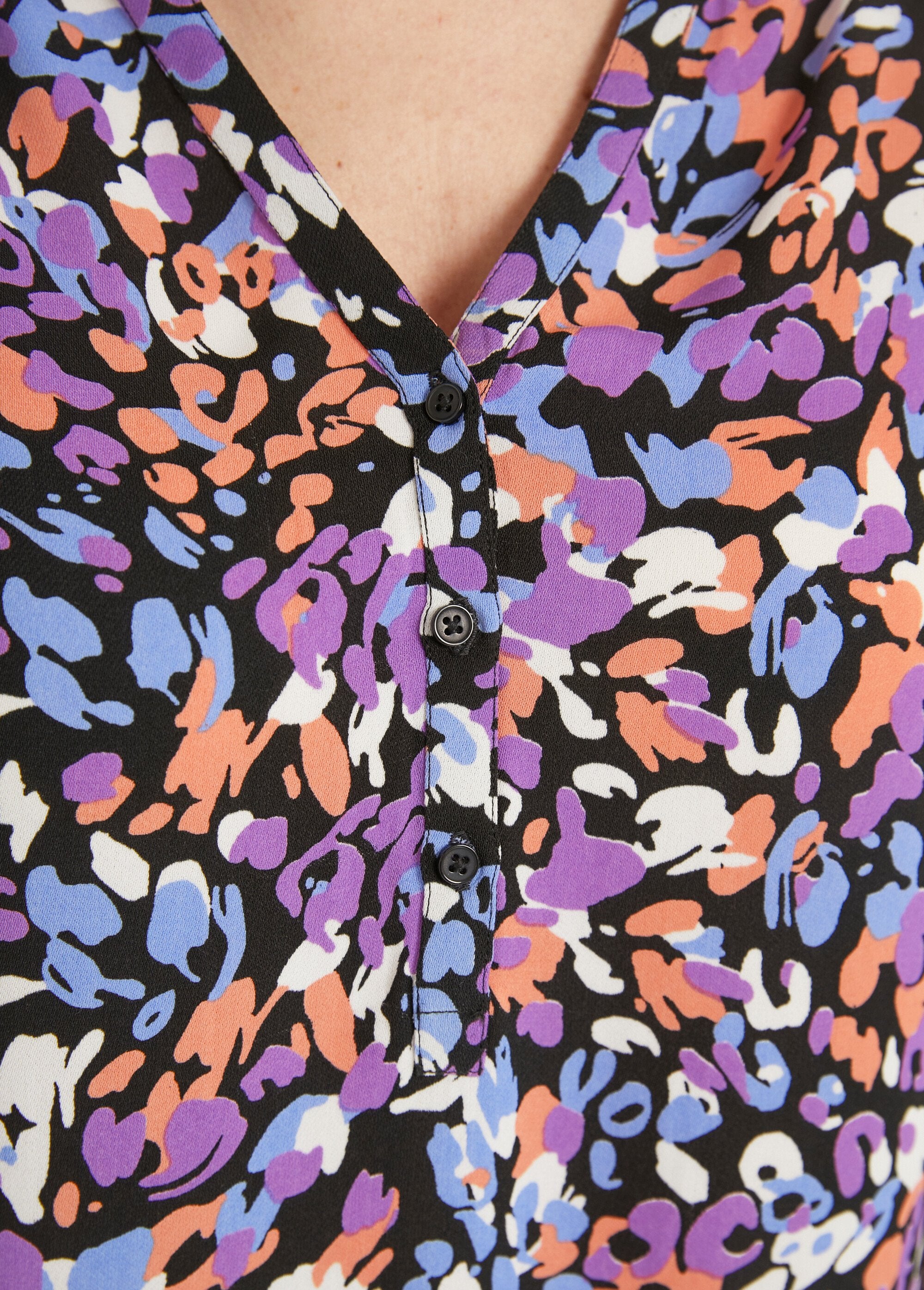 Túnica_larga_y_holgada_con_botones_Púrpura_DE4_slim