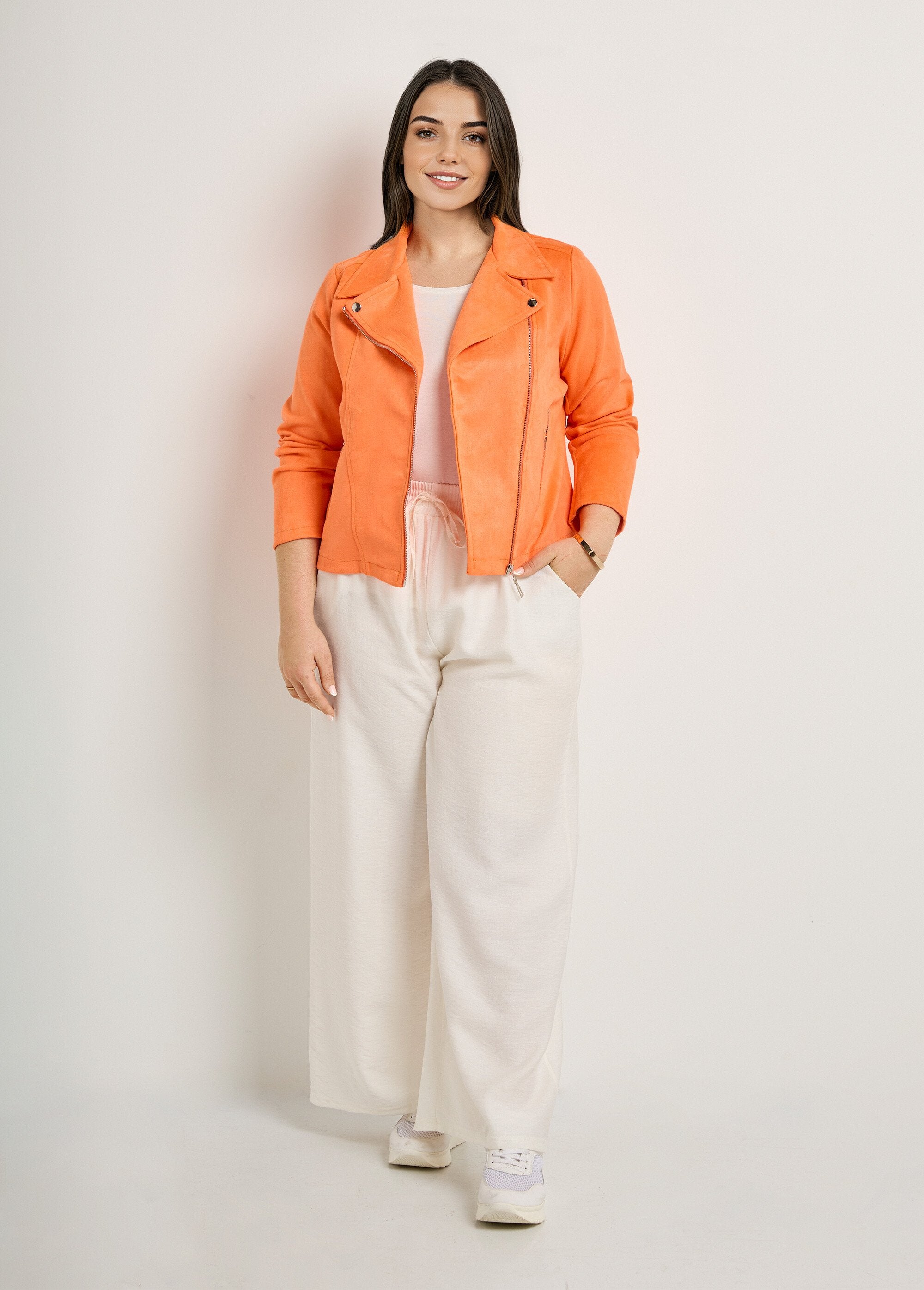 Chaqueta_de_motociclista_de_ante_con_cremallera_naranja_brillante_SF1_curvy