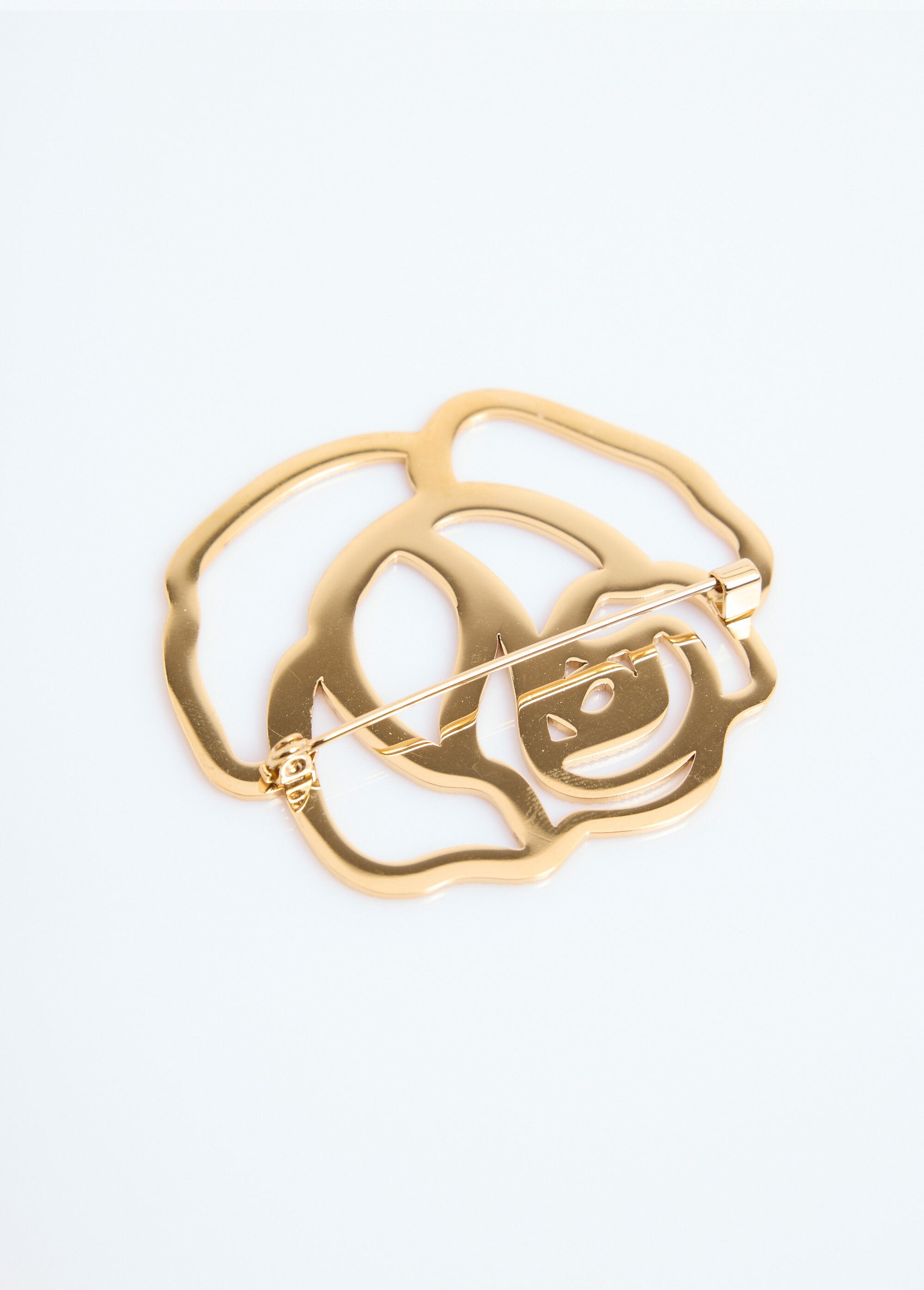 Broche_metálico_en_forma_de_flor_Dorado_DE2_slim