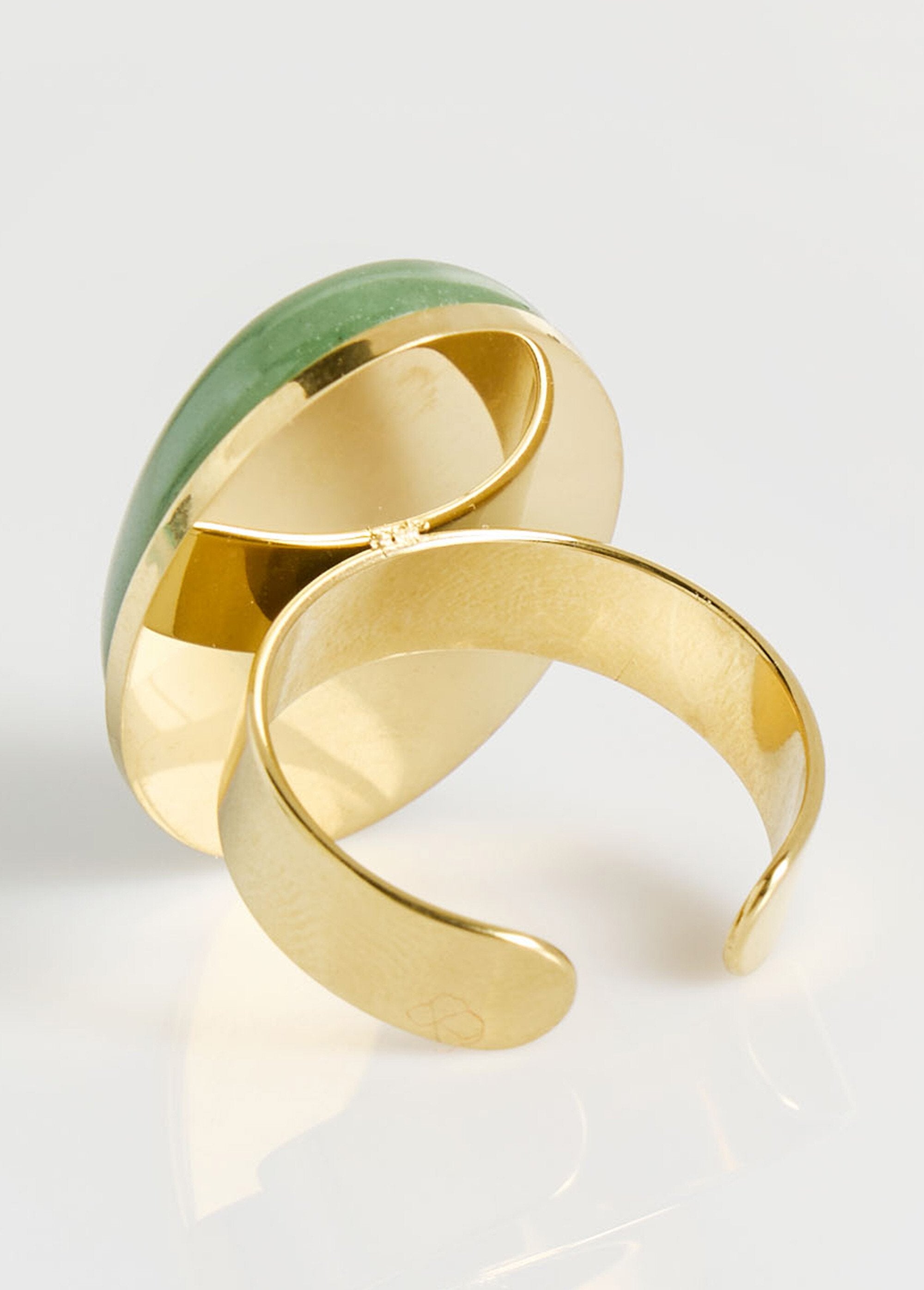 Anillo_de_acero_inoxidable_con_medallón_de_resina._Verde_DE1_slim