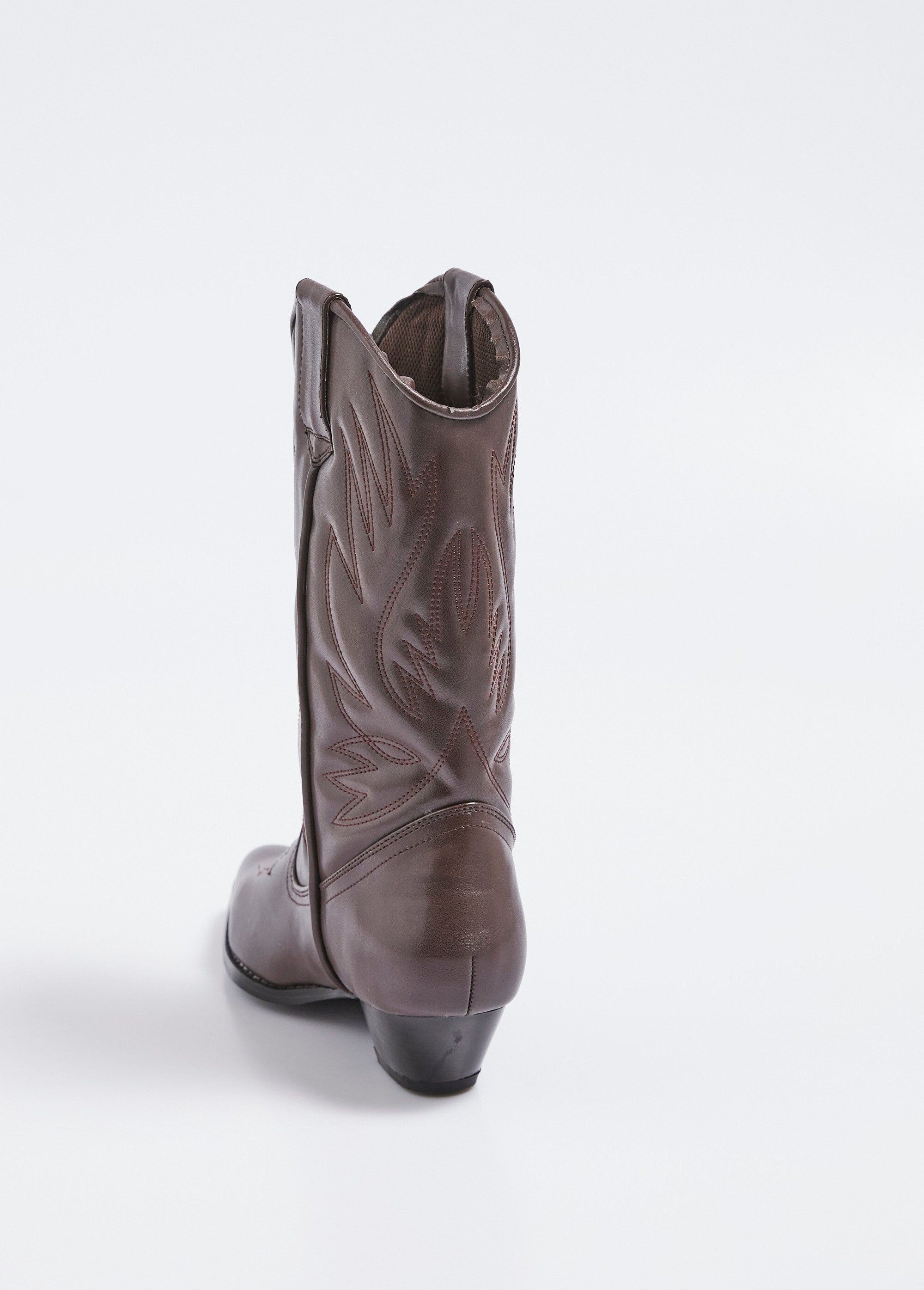 Botas_vaqueras_cosidas_estilo_vaquero_Castaño_DO1_slim