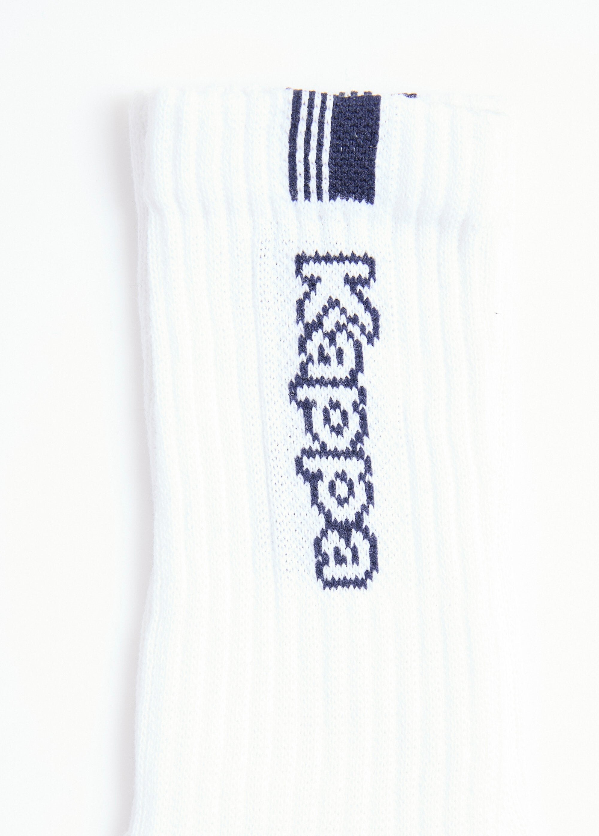 Calcetines_deportivos_de_canalé_surtidos_Azul_marino,_blanco_y_gris_DE3_slim