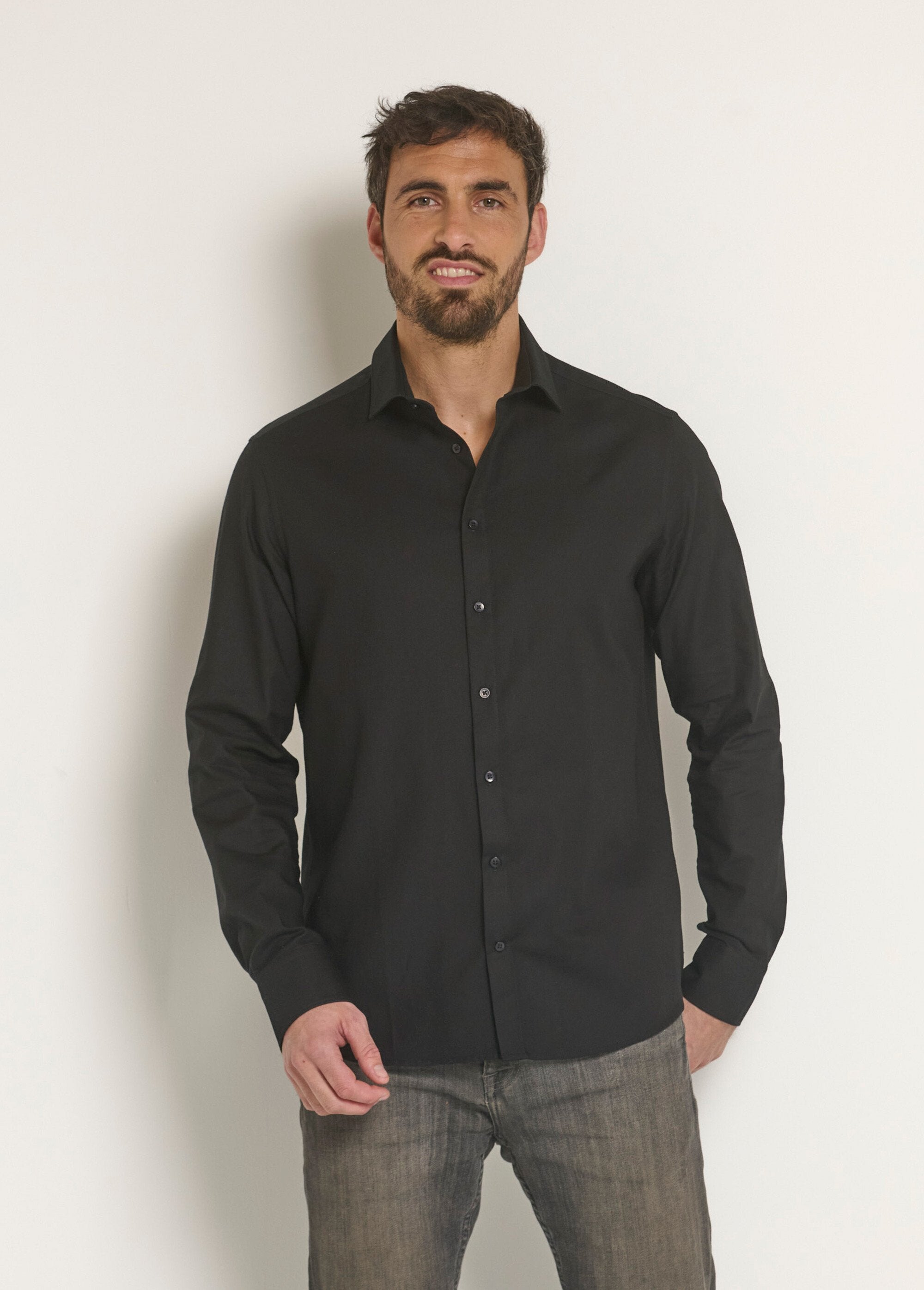 Camisa_elegante_de_algodón_con_cuello_semiitaliano_Negro_FA1_slim