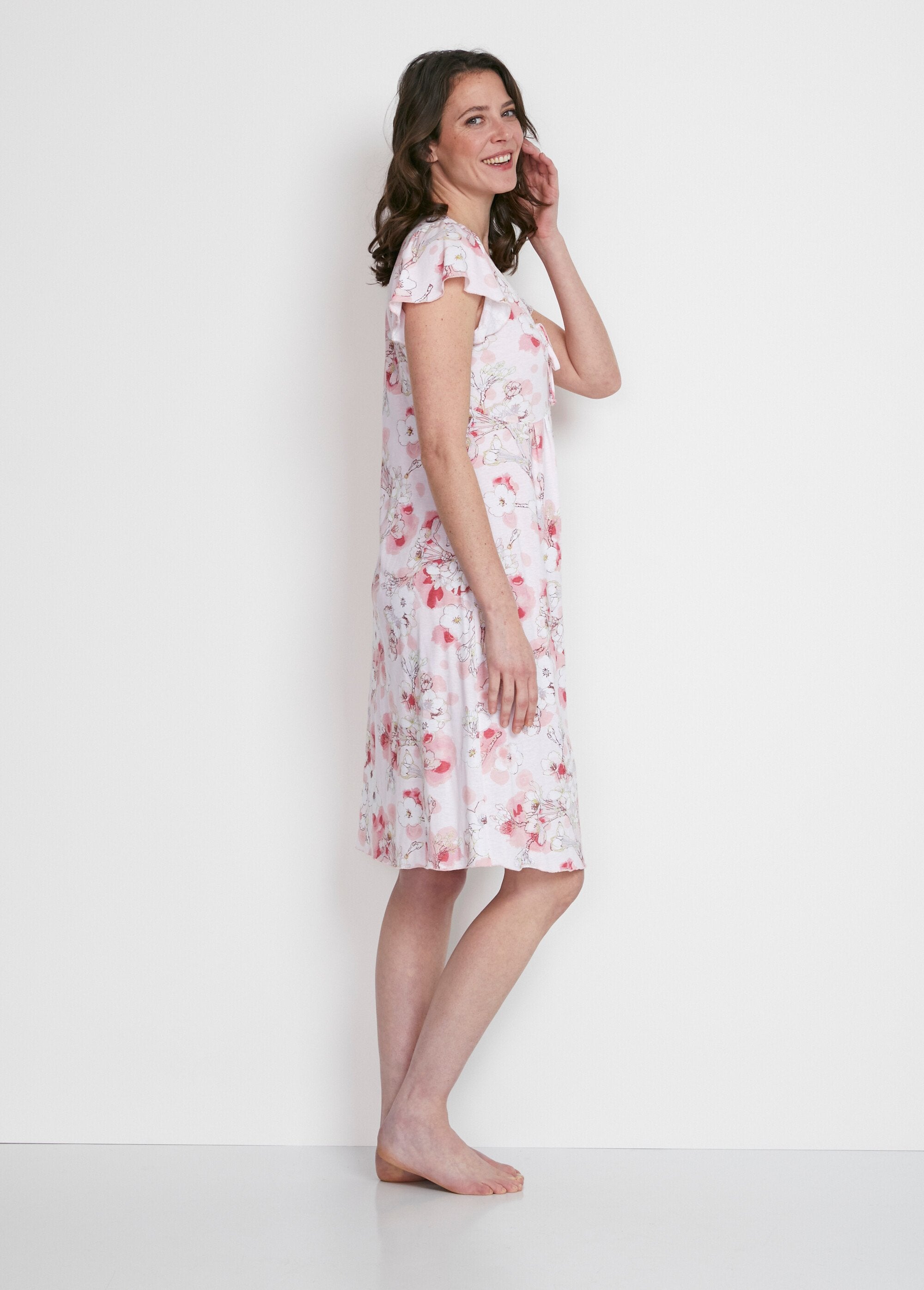 Camisón_midi_de_manga_corta_Estampado_rosa_DR1_slim