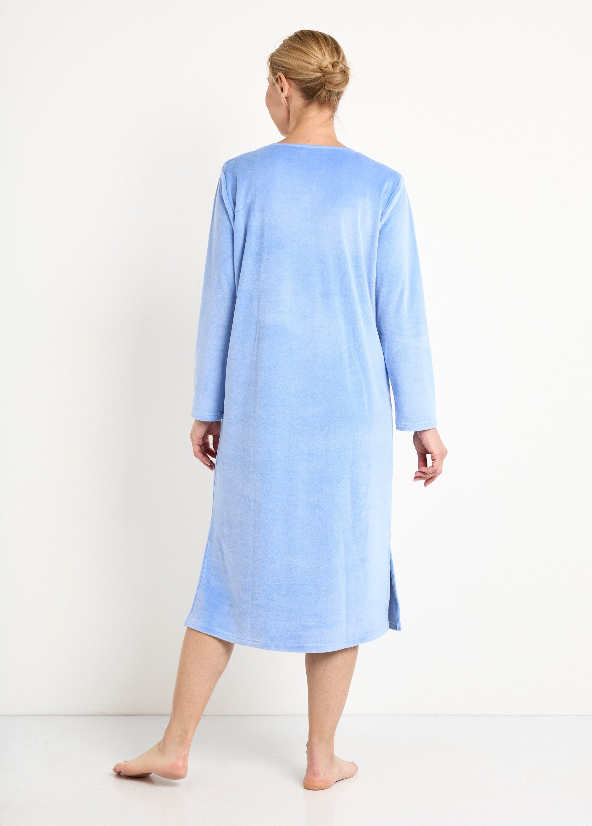 Camisón_de_polar_bordado_de_longitud_media_Índigo_DO1_slim