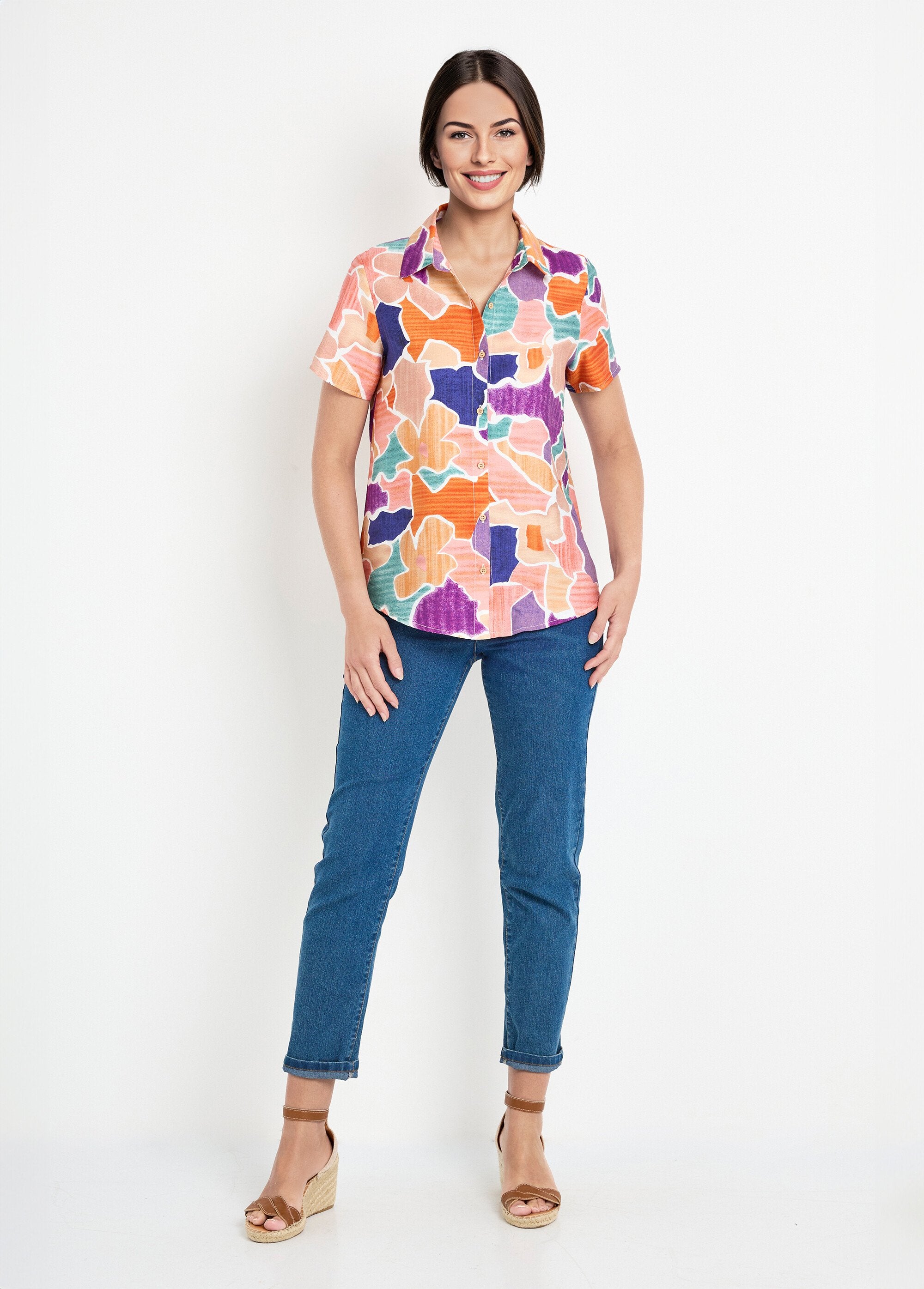 Blusa_de_manga_corta_con_estampado_abstracto_naranja_y_morado_SF1_slim