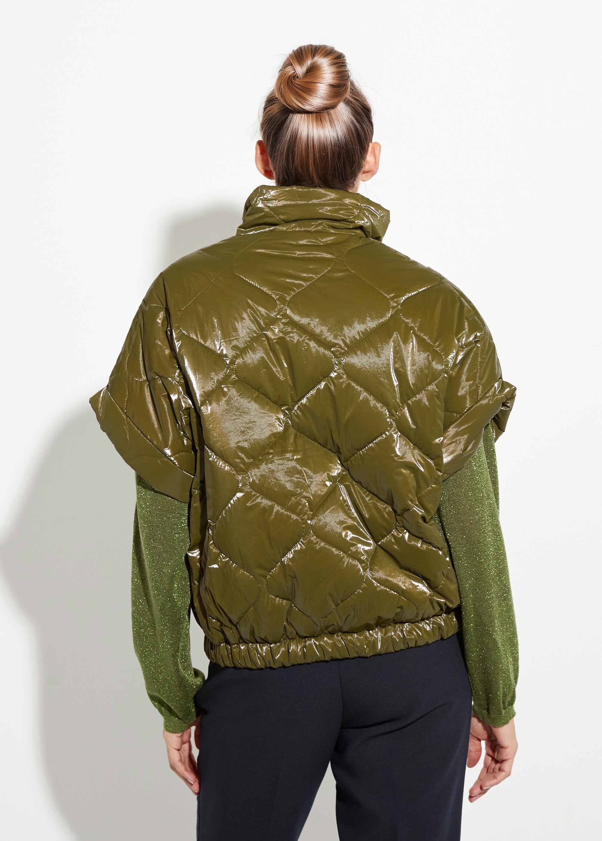 Chaqueta_de_plumas_brillante_sin_mangas_con_cremallera_Caqui_DO1_slim