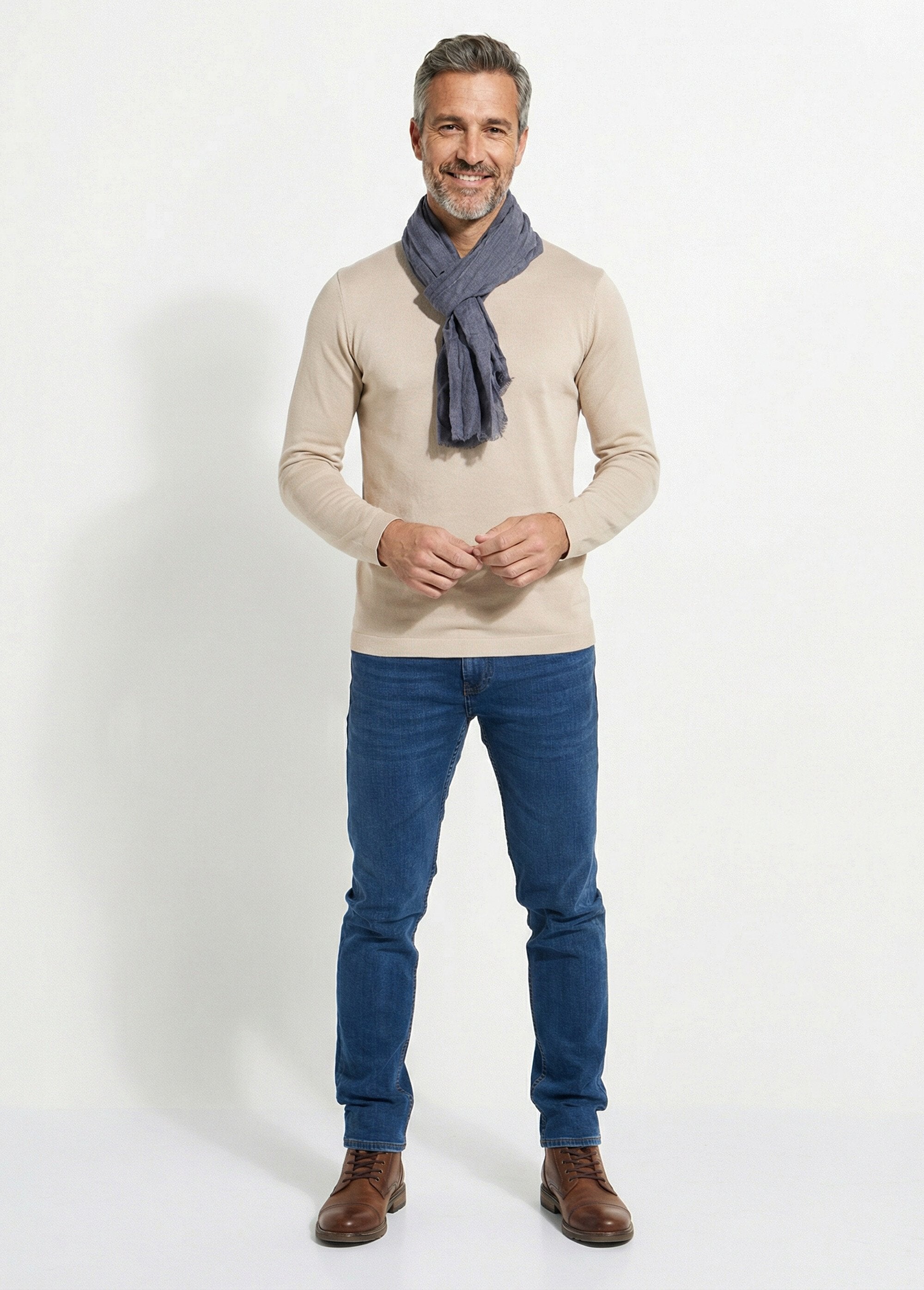 Pañuelo_tipo_kufiya_con_flecos_pequeños_Azul_SF1_slim