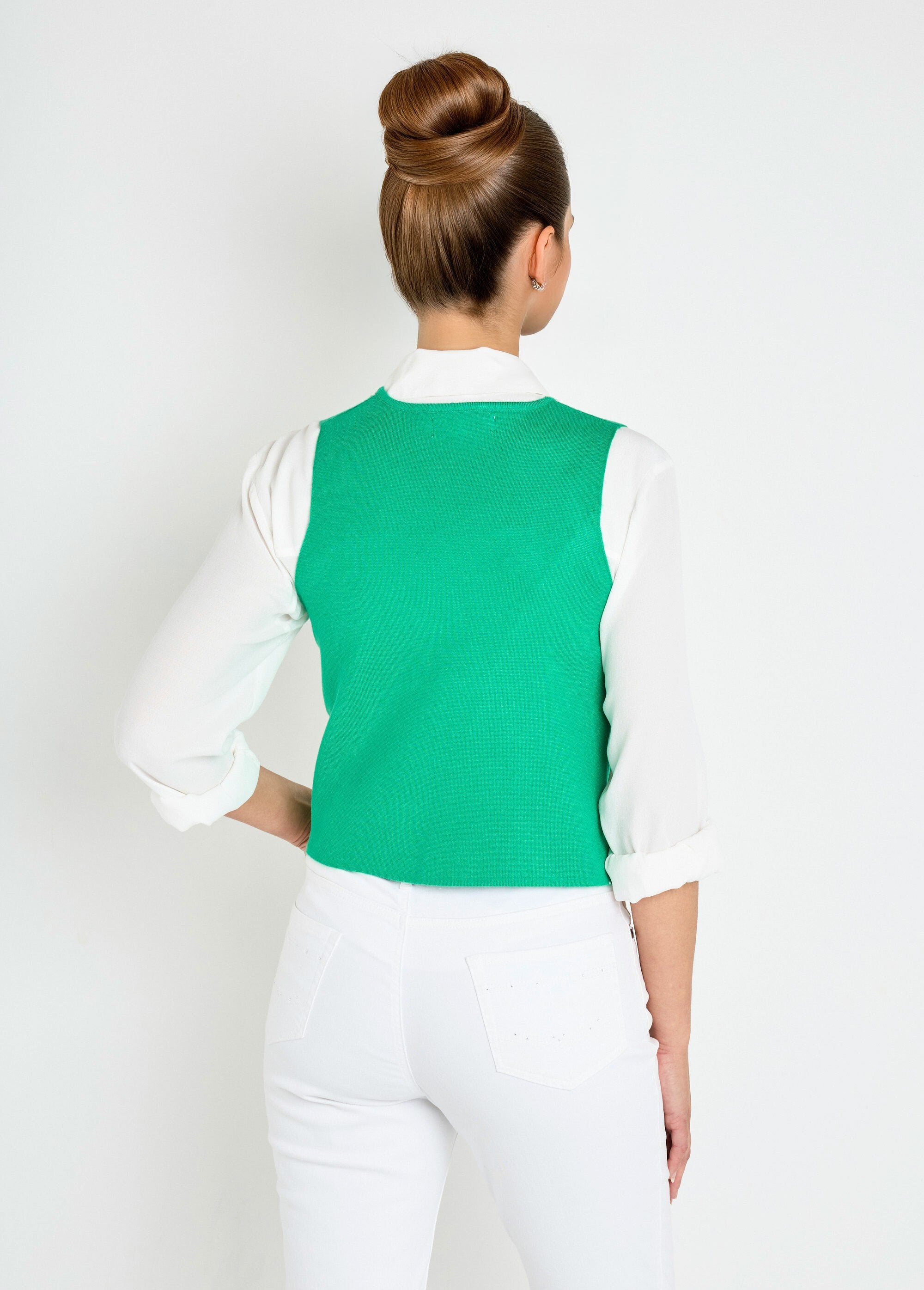 Chaleco_sin_mangas_de_punto_y_bordado_Verde_DO1_slim