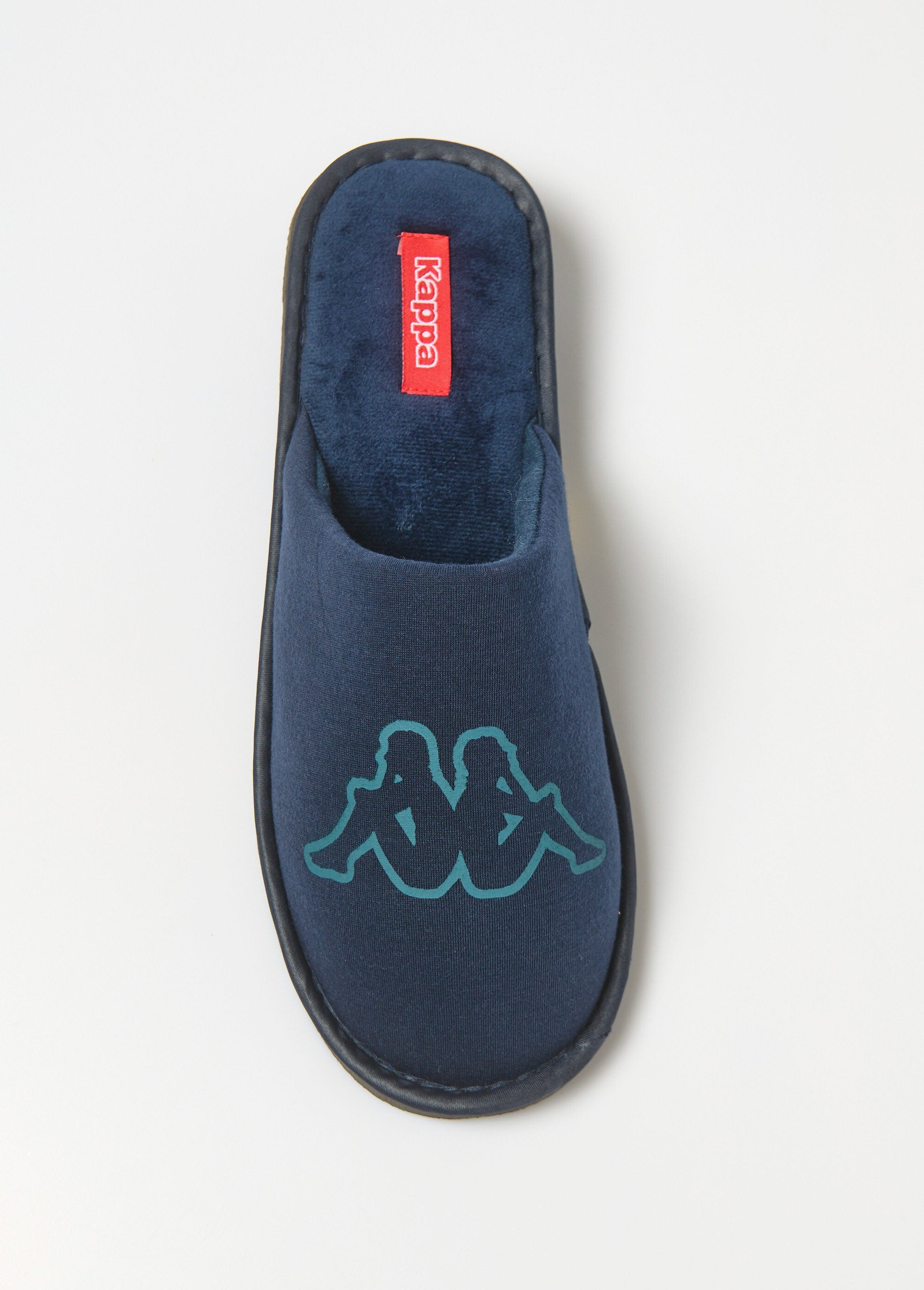Zapatillas_tipo_mule_con_logotipo_Azul_OV1_slim