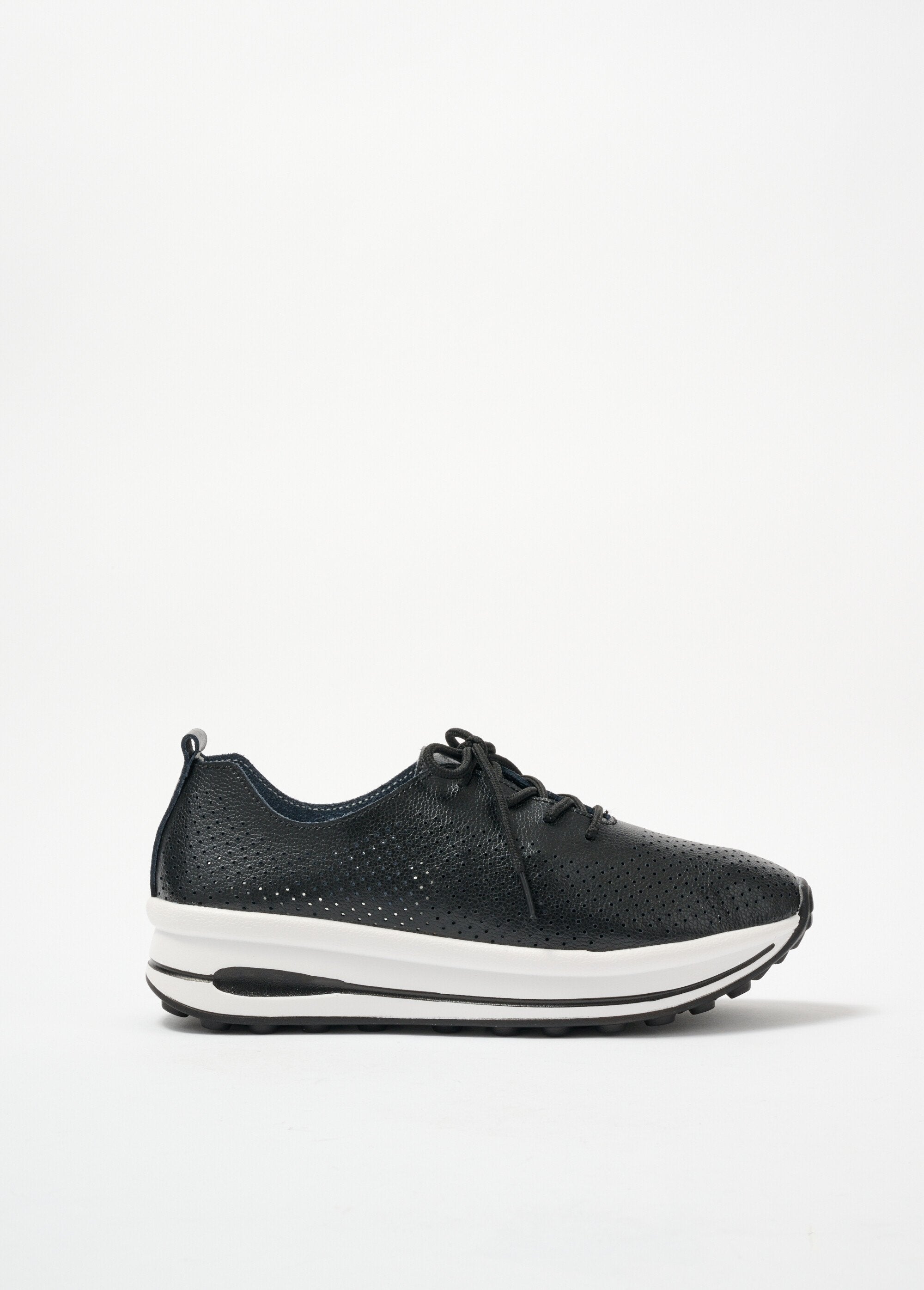 Zapatillas_de_piel_perforada_Negro_DR1_slim