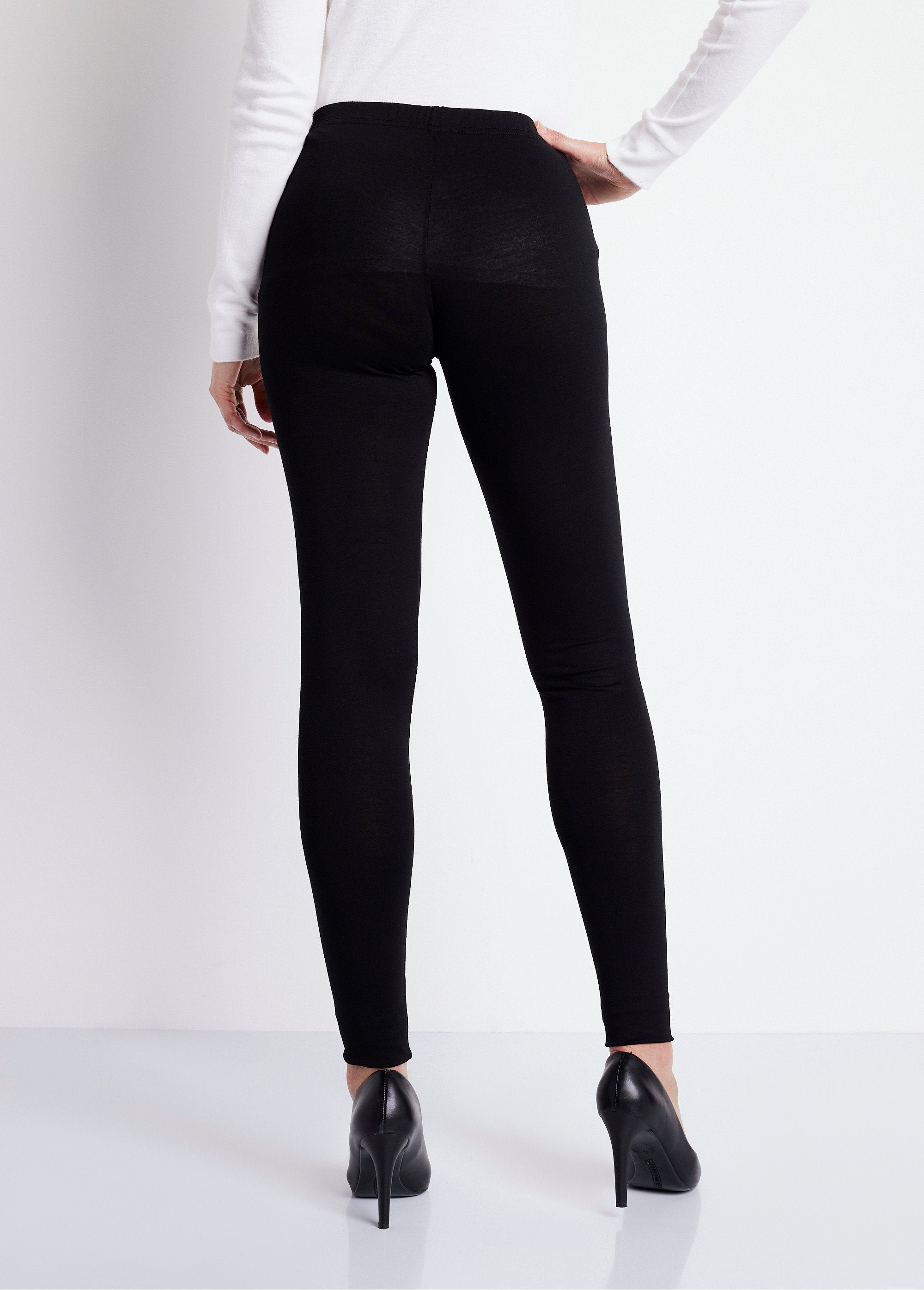 Legging_largo_liso_con_cinturilla_elástica_Negro_DO1_slim