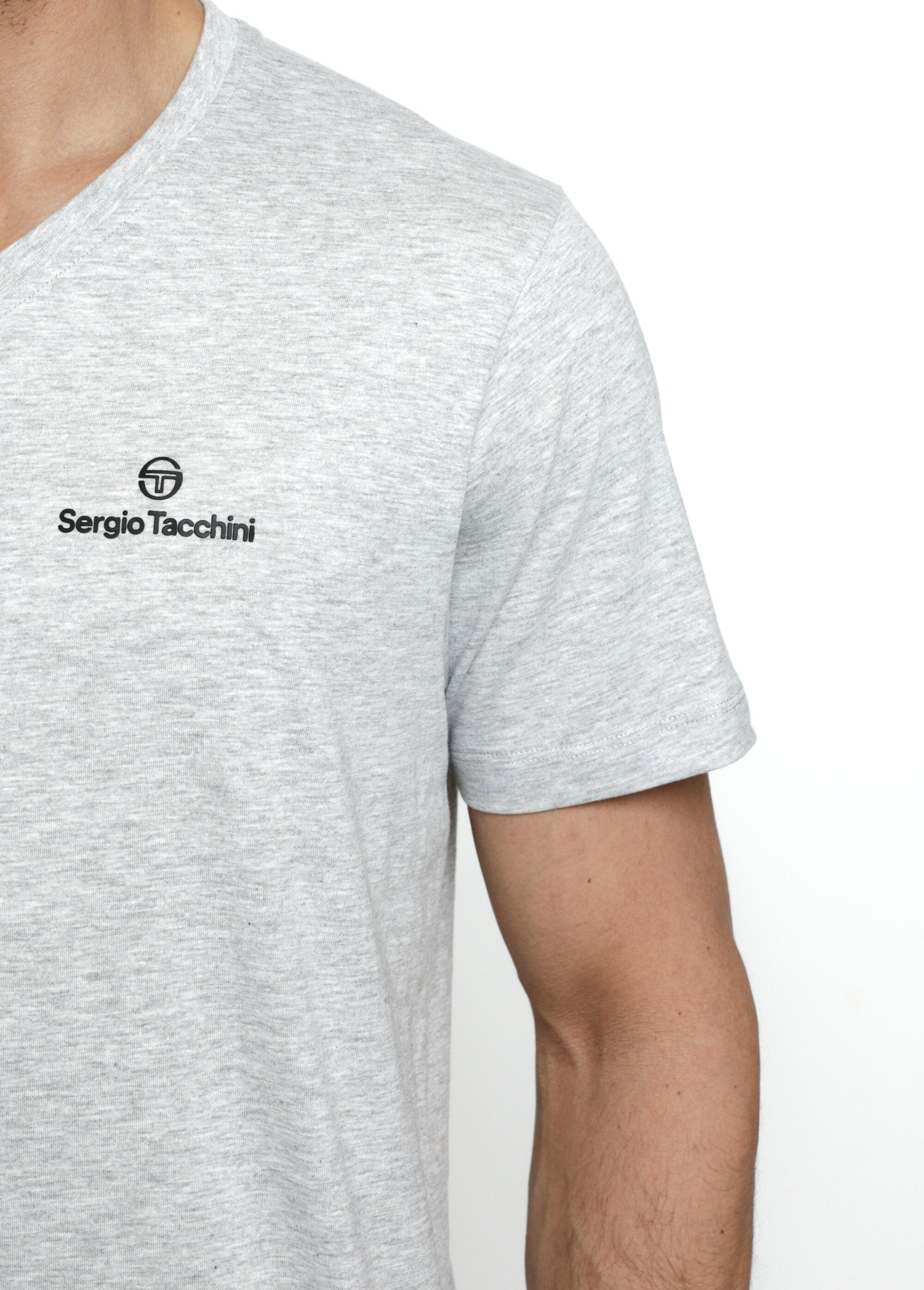 Camiseta_jaspeada_con_cuello_en_V_y_mangas_cortas_Gris_DE1_slim