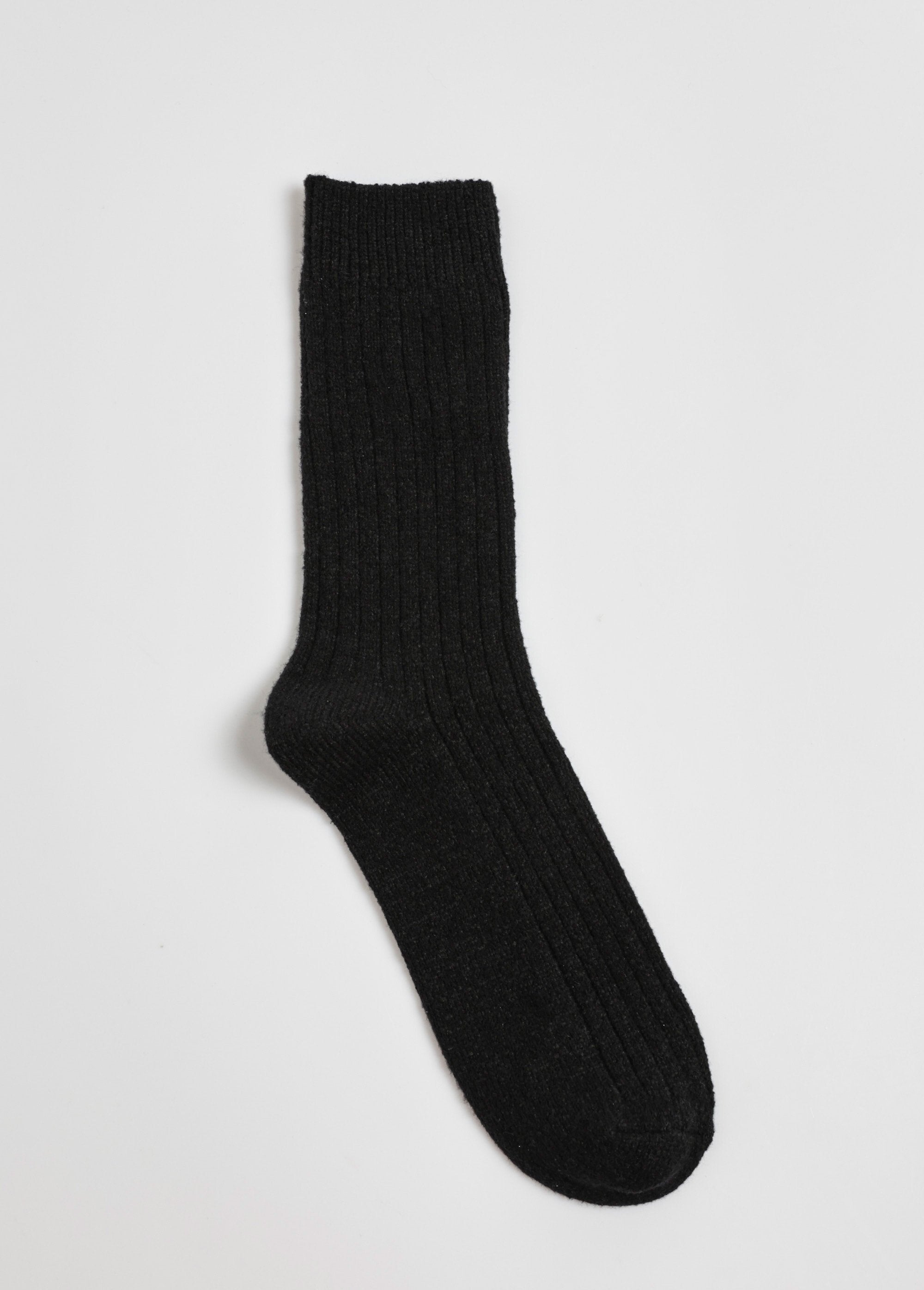Par_de_calcetines_cálidos_y_suaves._Negro_DE1_slim