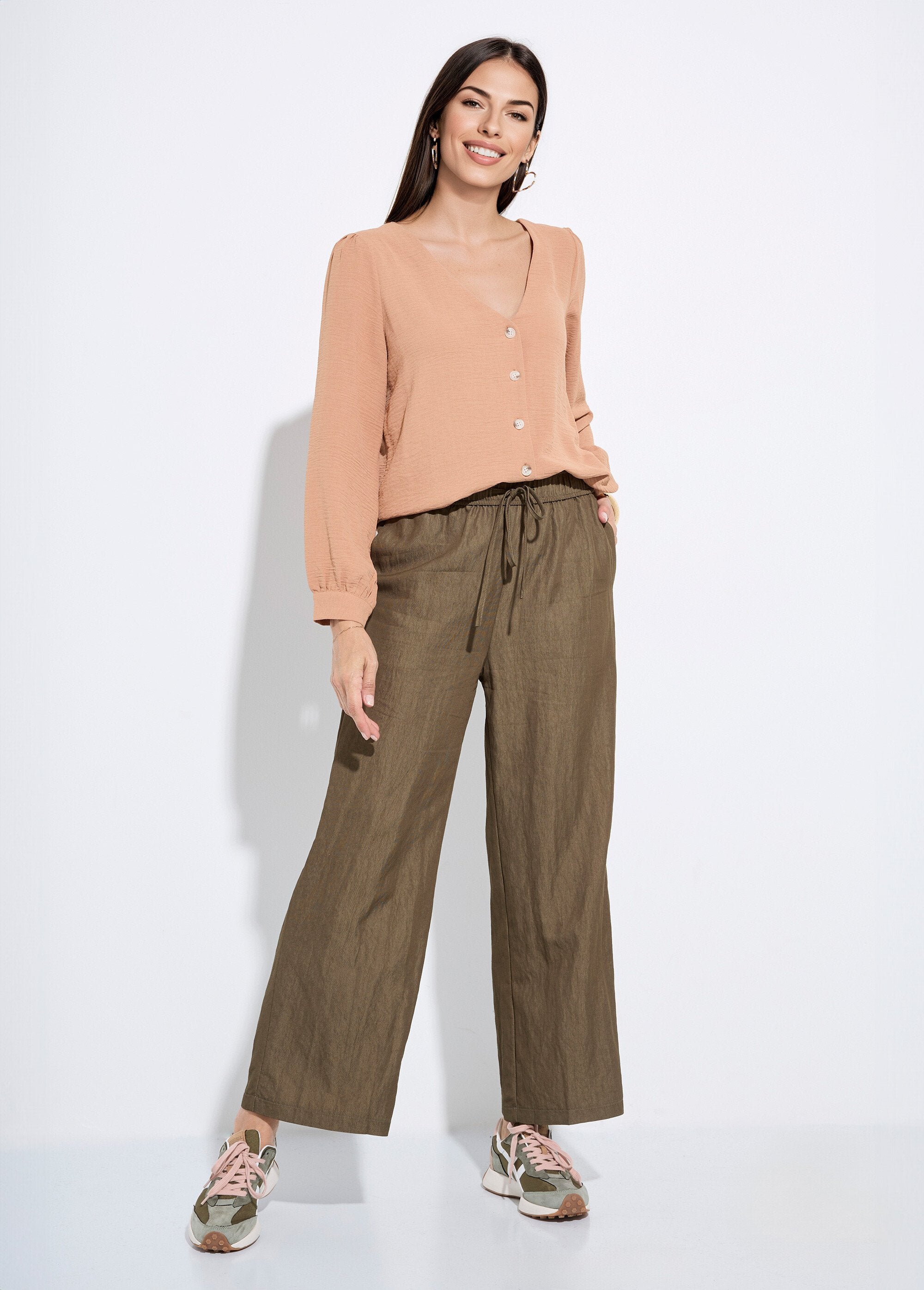 Pantalones_fluidos_elásticos_de_sarga_lisa_Caqui_SF1_slim