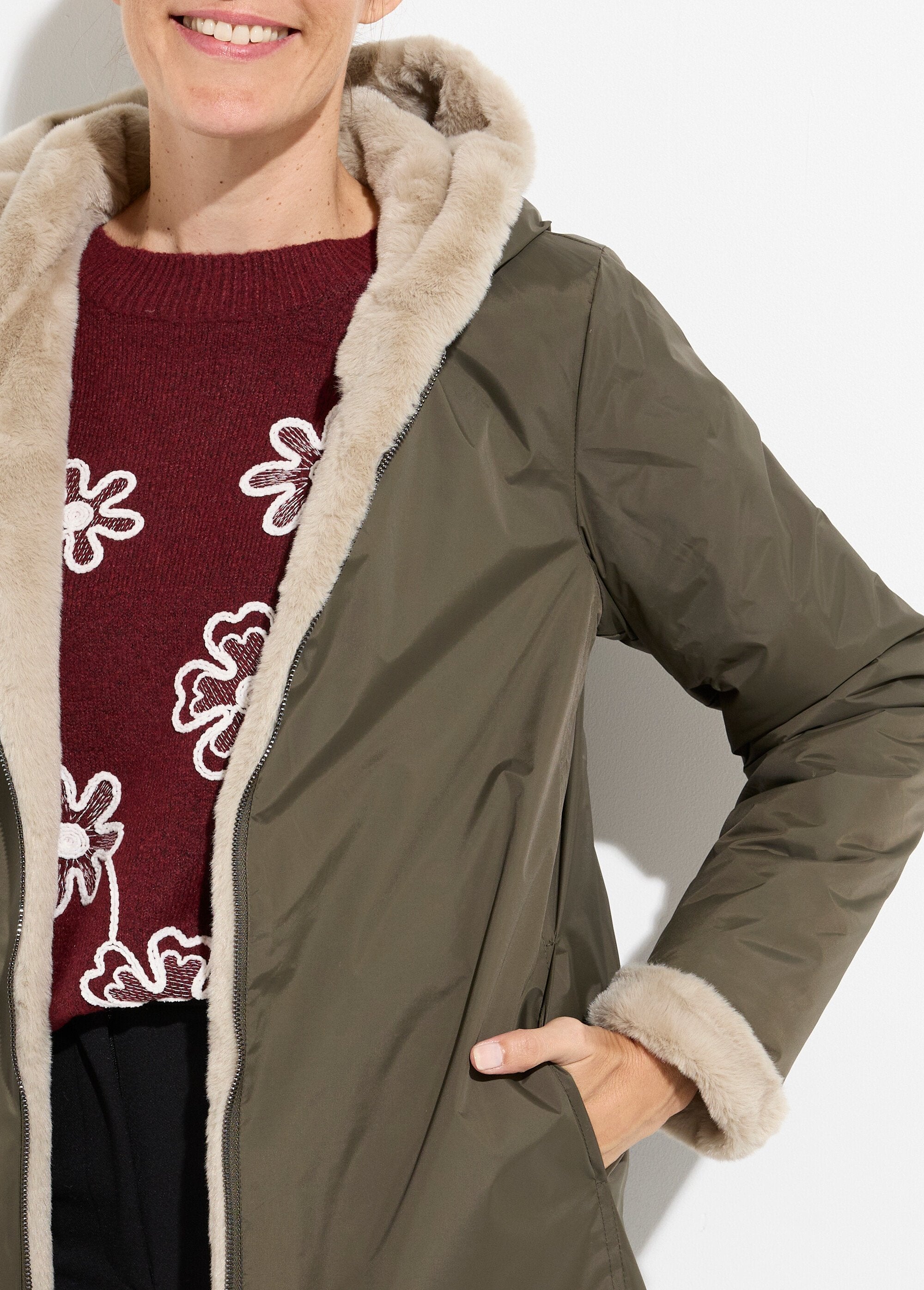 Parka_reversible_repelente_al_agua/de_piel_1_Caqui_y_beige_DE1_slim