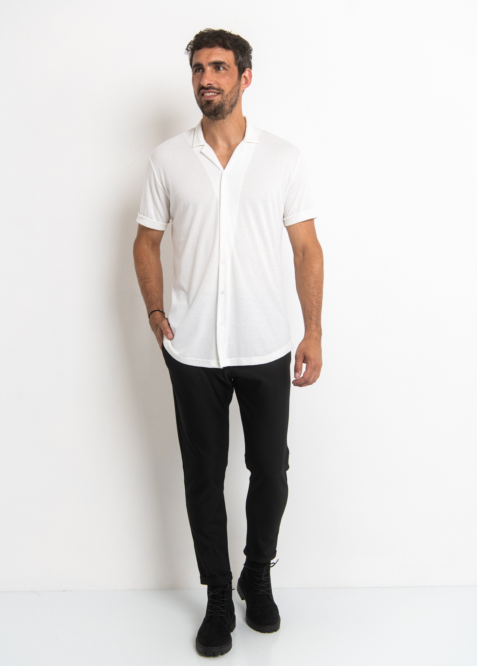 Polo_estilo_camisero_punto_canalé_fino_Blanco,_Blanca_SF1_slim