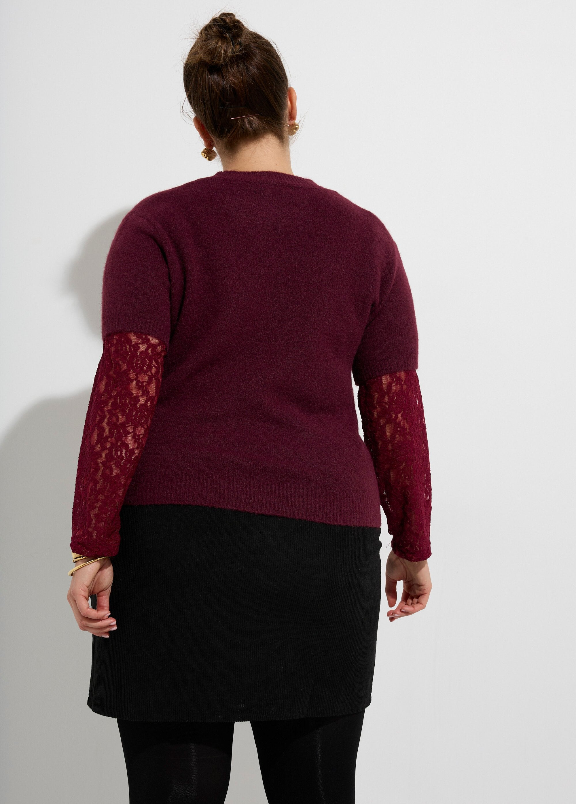 Pull_chaud_avec_laine,_manches_dentelle_Bordeaux_DO1_curvy