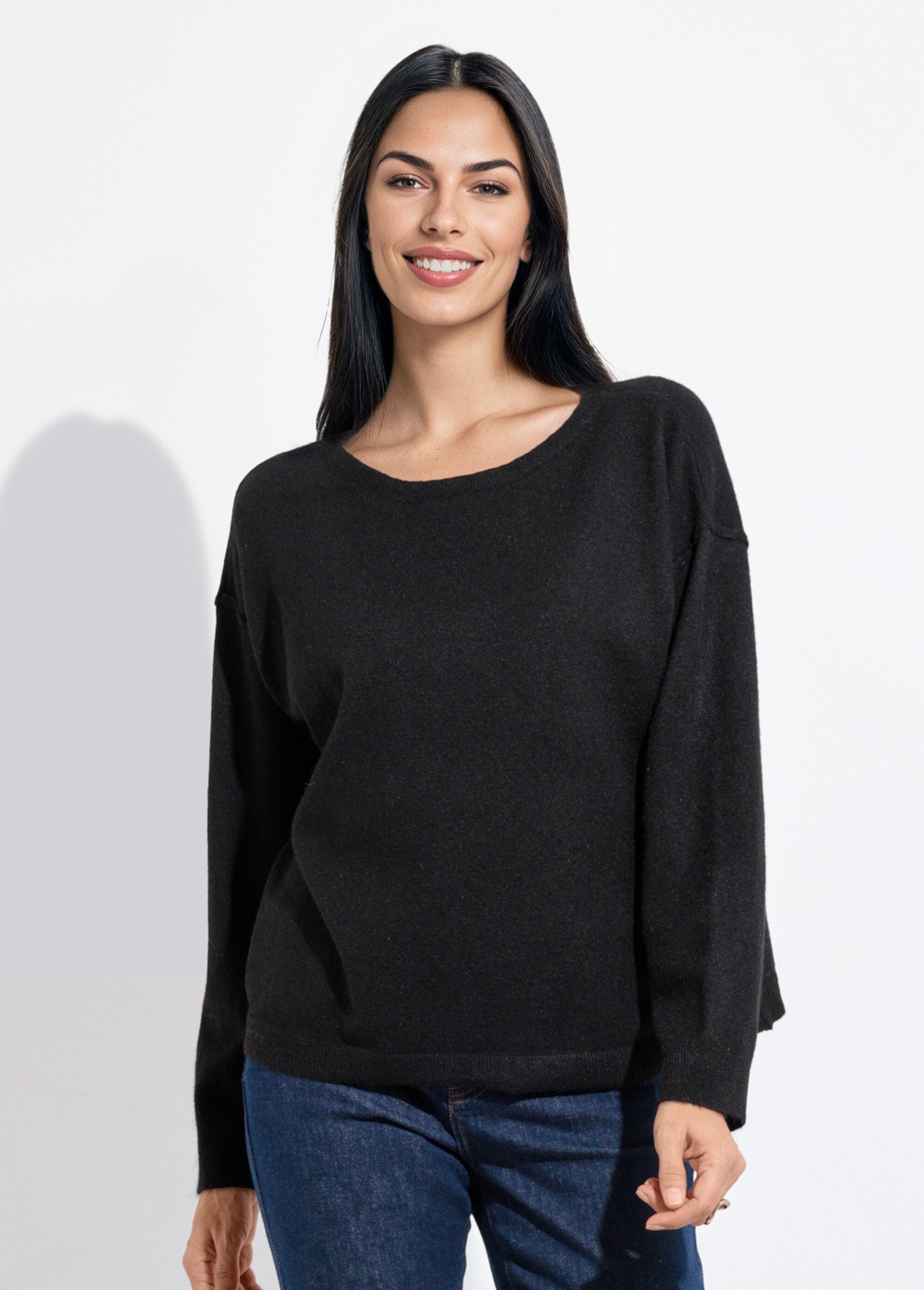 Suéter_cálido_de_cuello_redondo_con_lana._Negro_FA1_slim