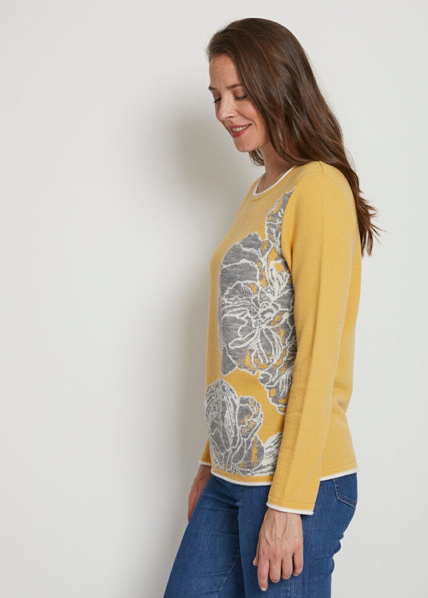 Jersey_de_cuello_redondo_en_jacquard_floral_con_lana_miel_y_gris_DR1_slim