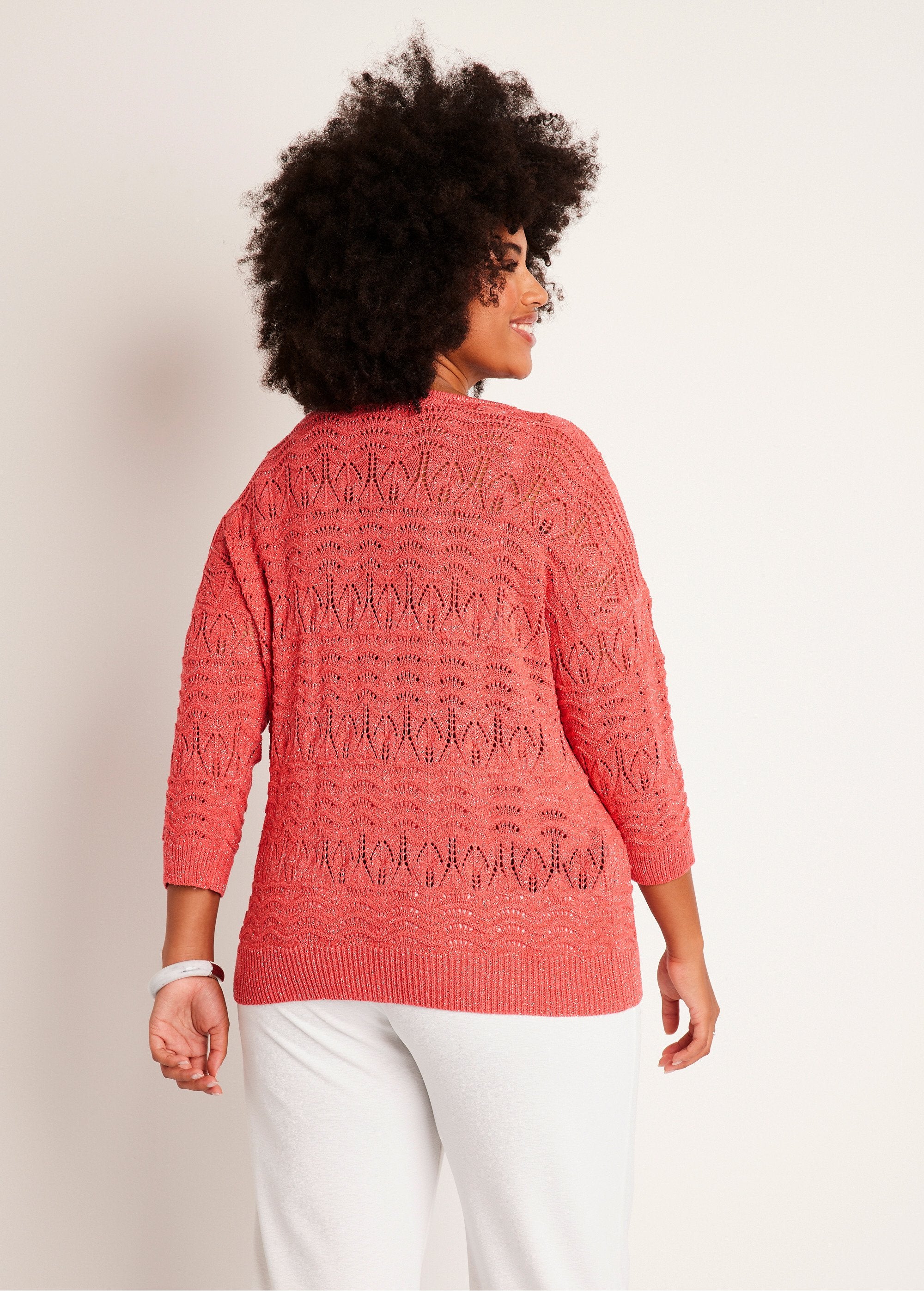 Jersey_con_cuello_en_V_y_estampado_calado_de_manga_3/4_Coral_DO1_curvy