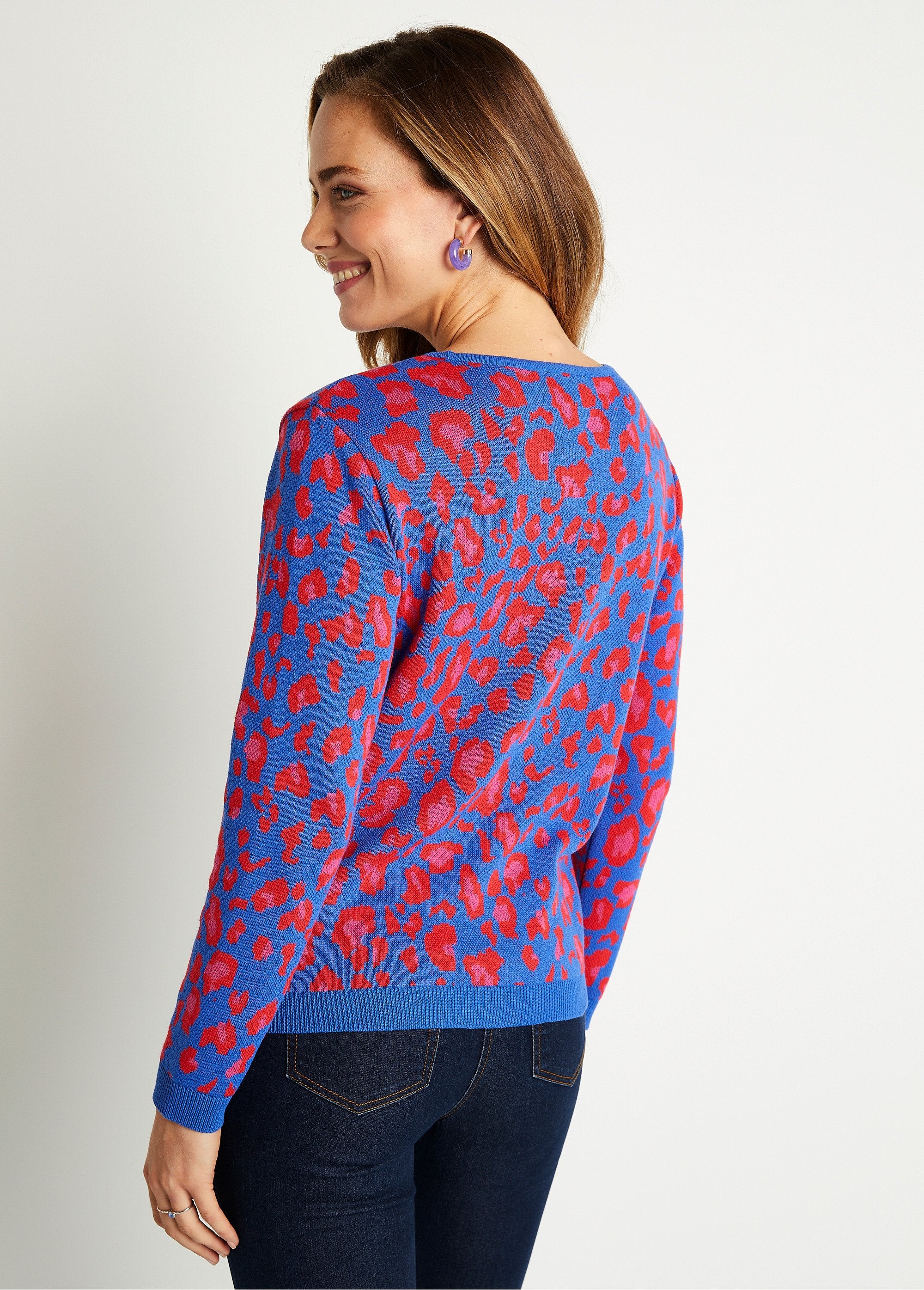 Jersey_cuello_redondo_estampado_leopardo_Azul_DO1_slim