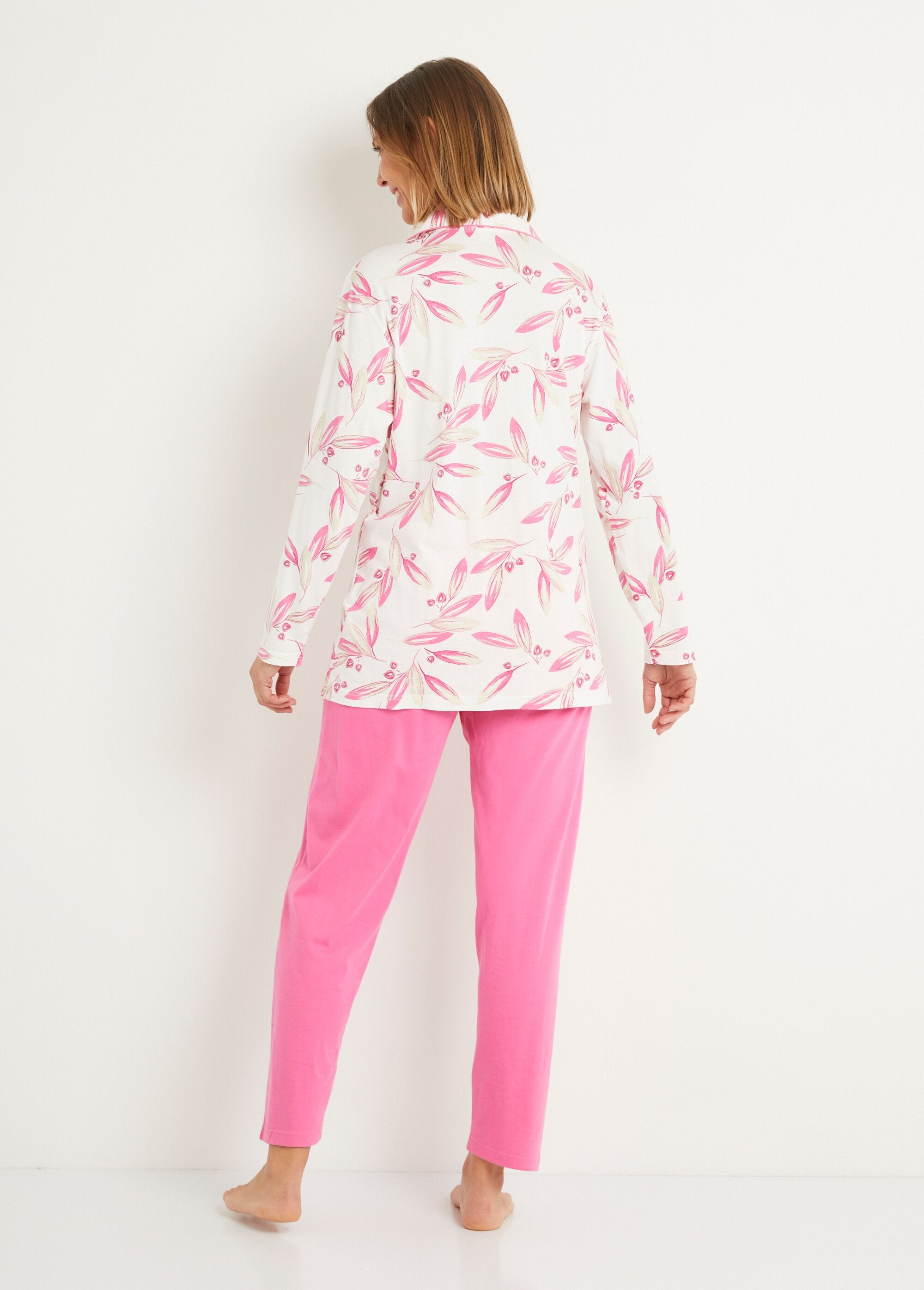 Pijama_estampado_chaqueta_abotonada_de_algodón_Estampado_rosa_DO1_slim